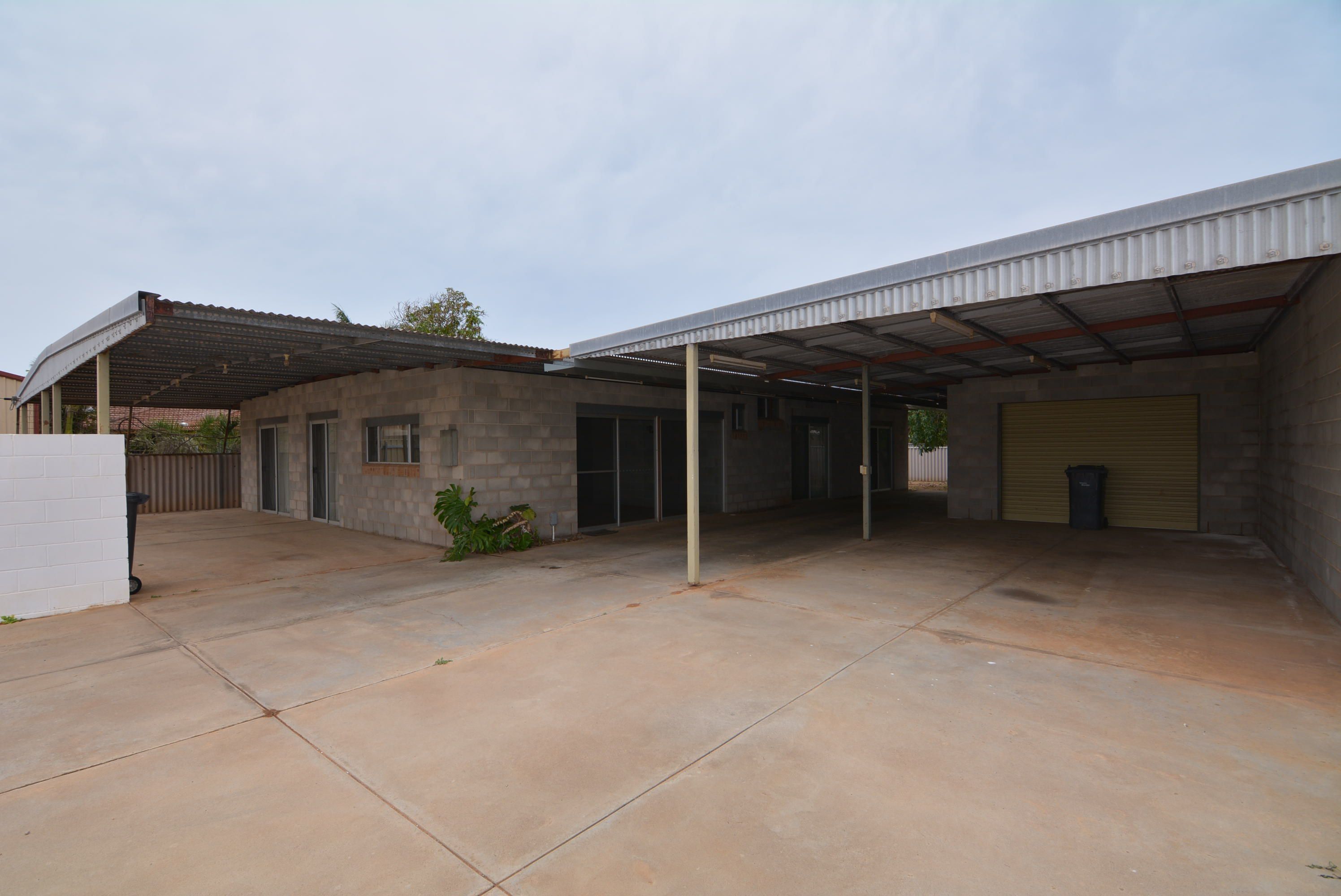 11 Bibra Way, Carnarvon WA 6701