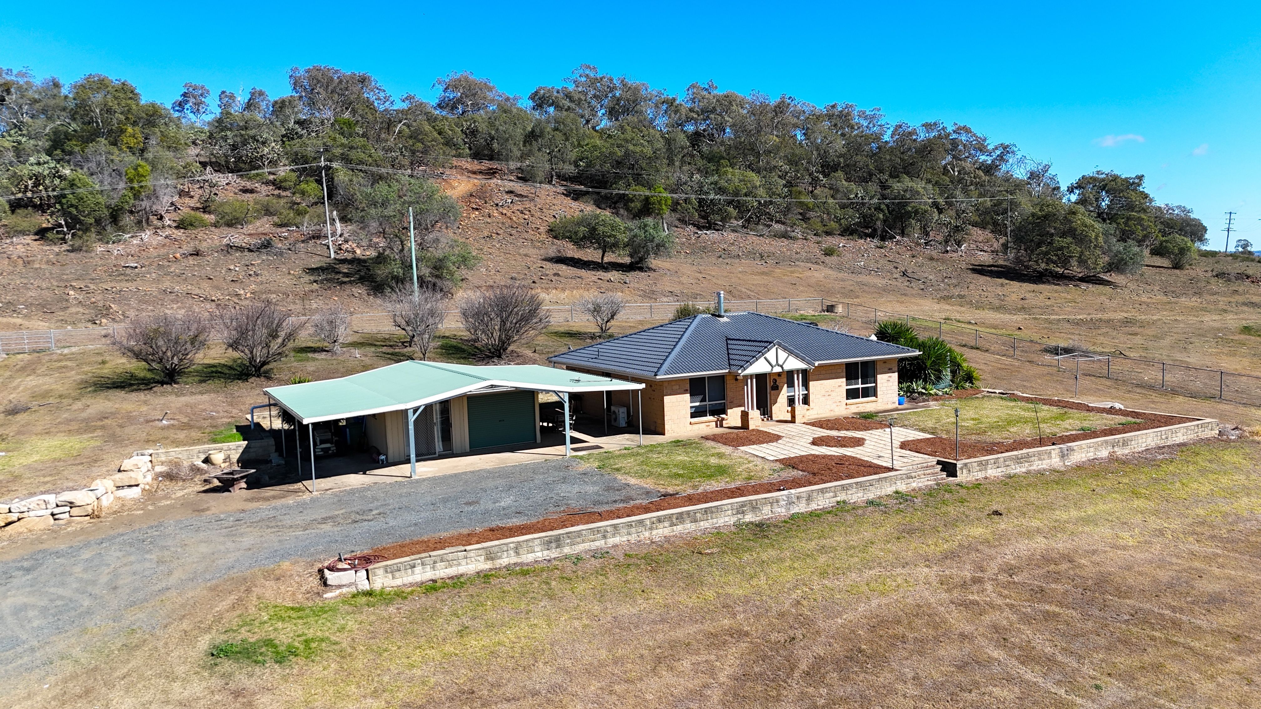 "Mountain Glen" Oakey Pittsworth Road — photo 21 of 30