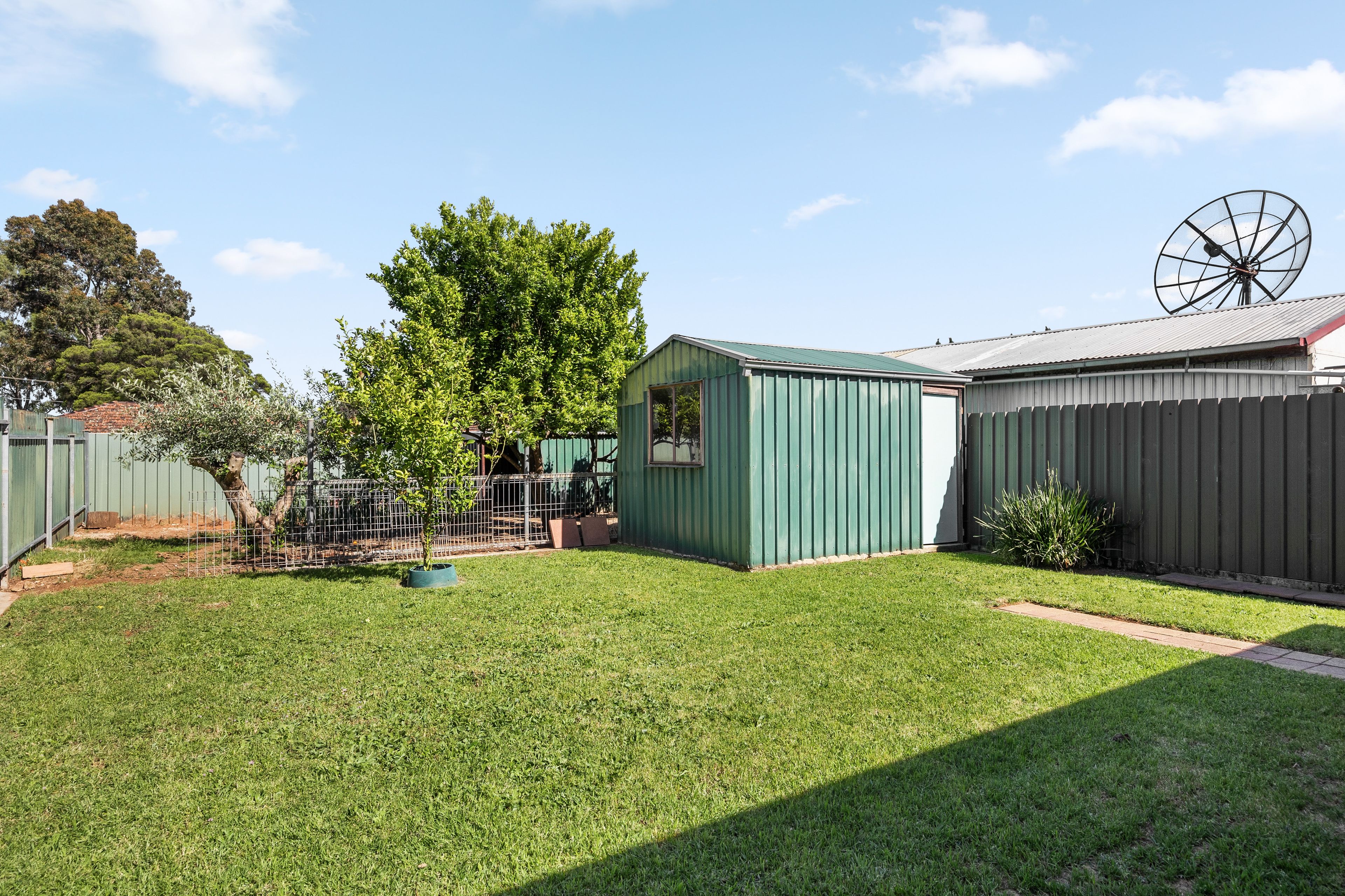 42B Silkes Road — photo 17 of 17