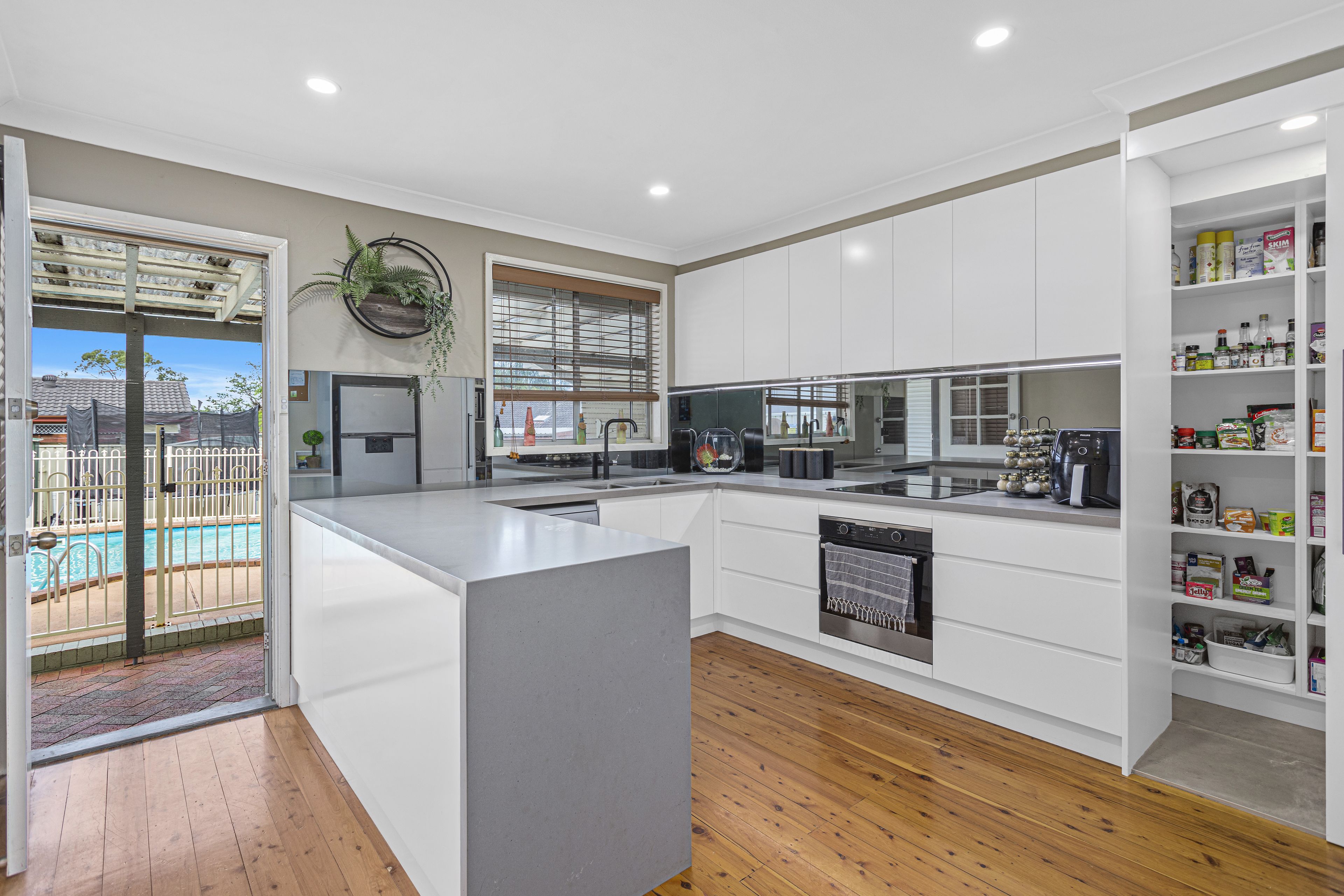 24 Marchant Crescent, Mount Warrigal, NSW 2528