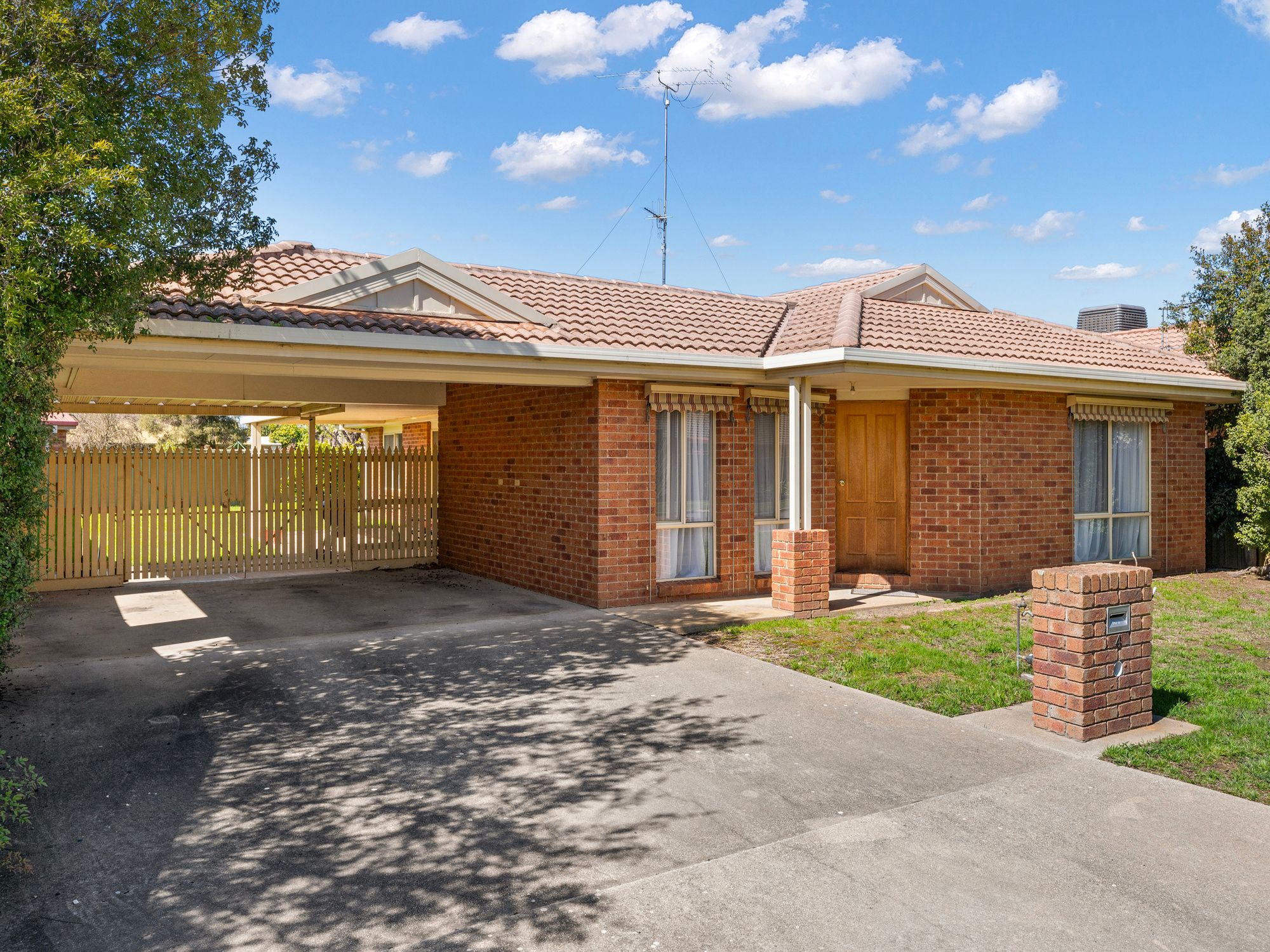 4 Exton Crescent — photo from Ray White Benalla
