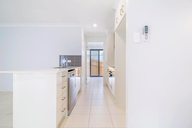 18 Cassidy Circuit, Willow Vale, QLD 4209