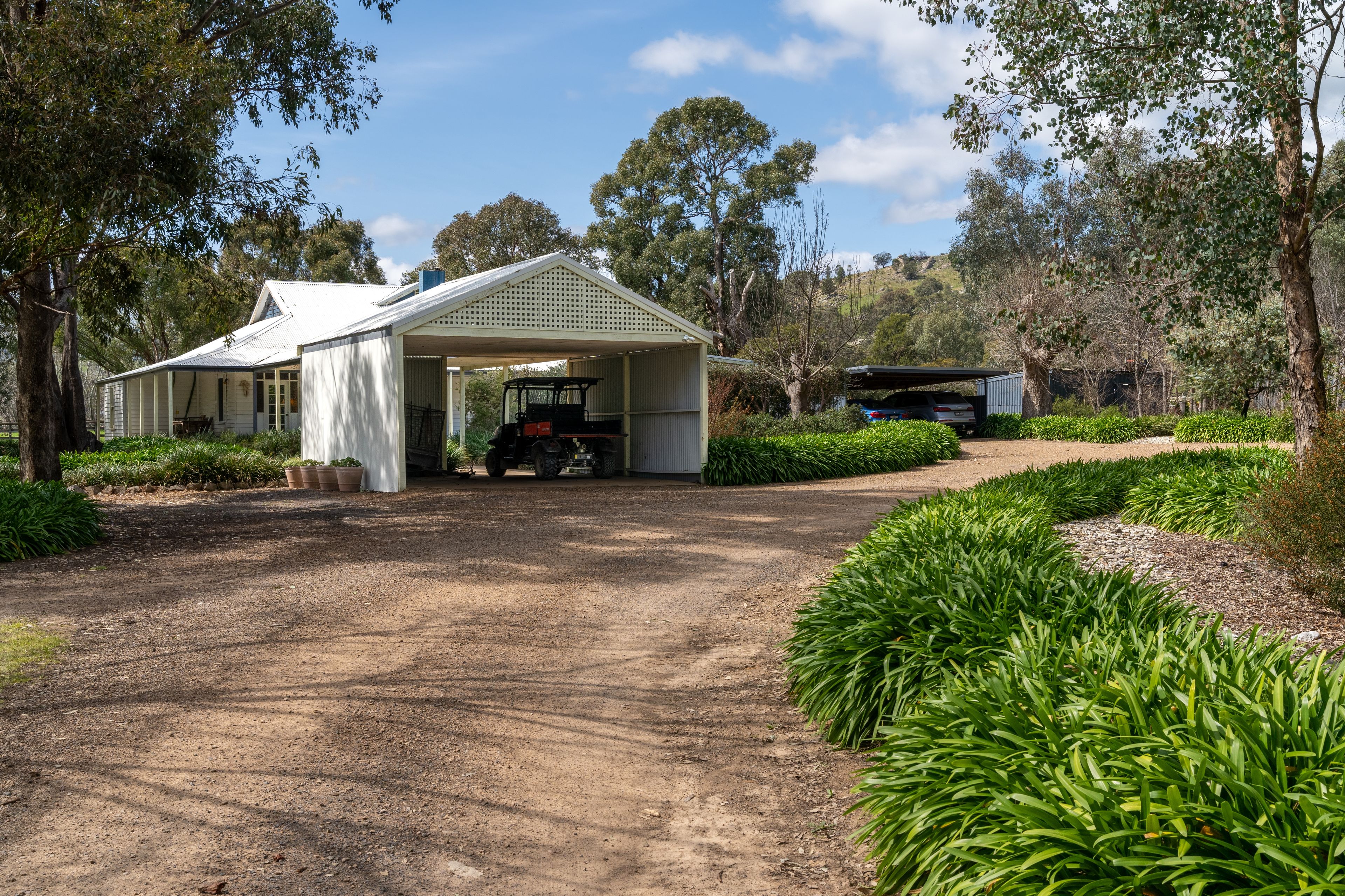 304 Sheans Creek Road — photo 11 of 30