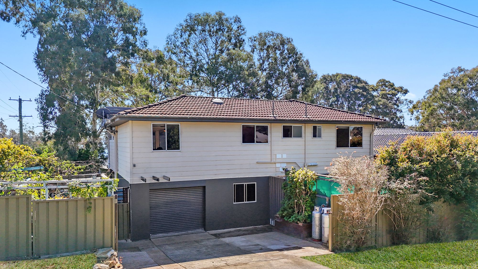 26 Wharf Street — photo 11 of 13