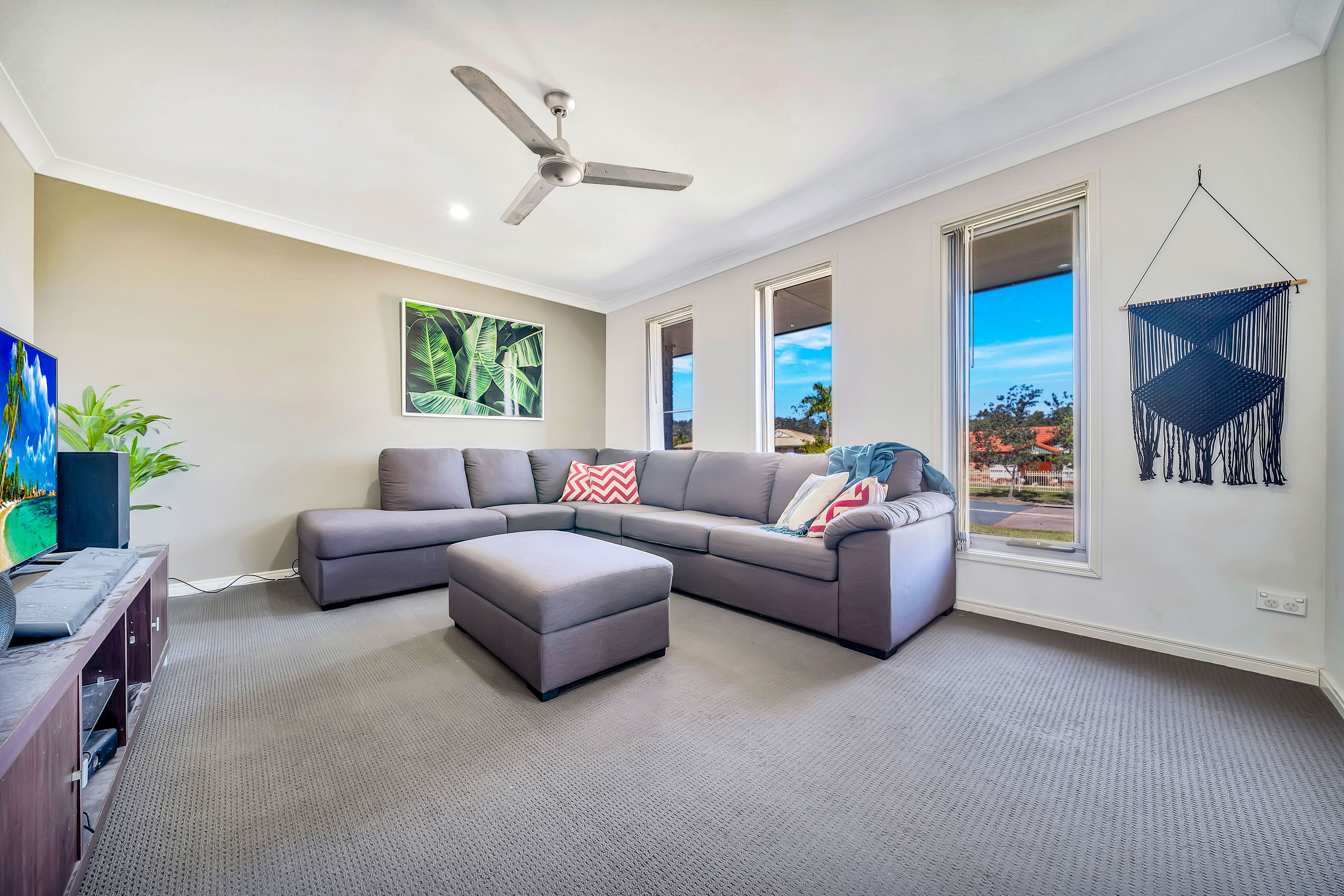 2 Sabre Street, Waterford, QLD 4133