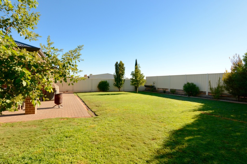 18 Ponderosa Way, Mildura, VIC 3500