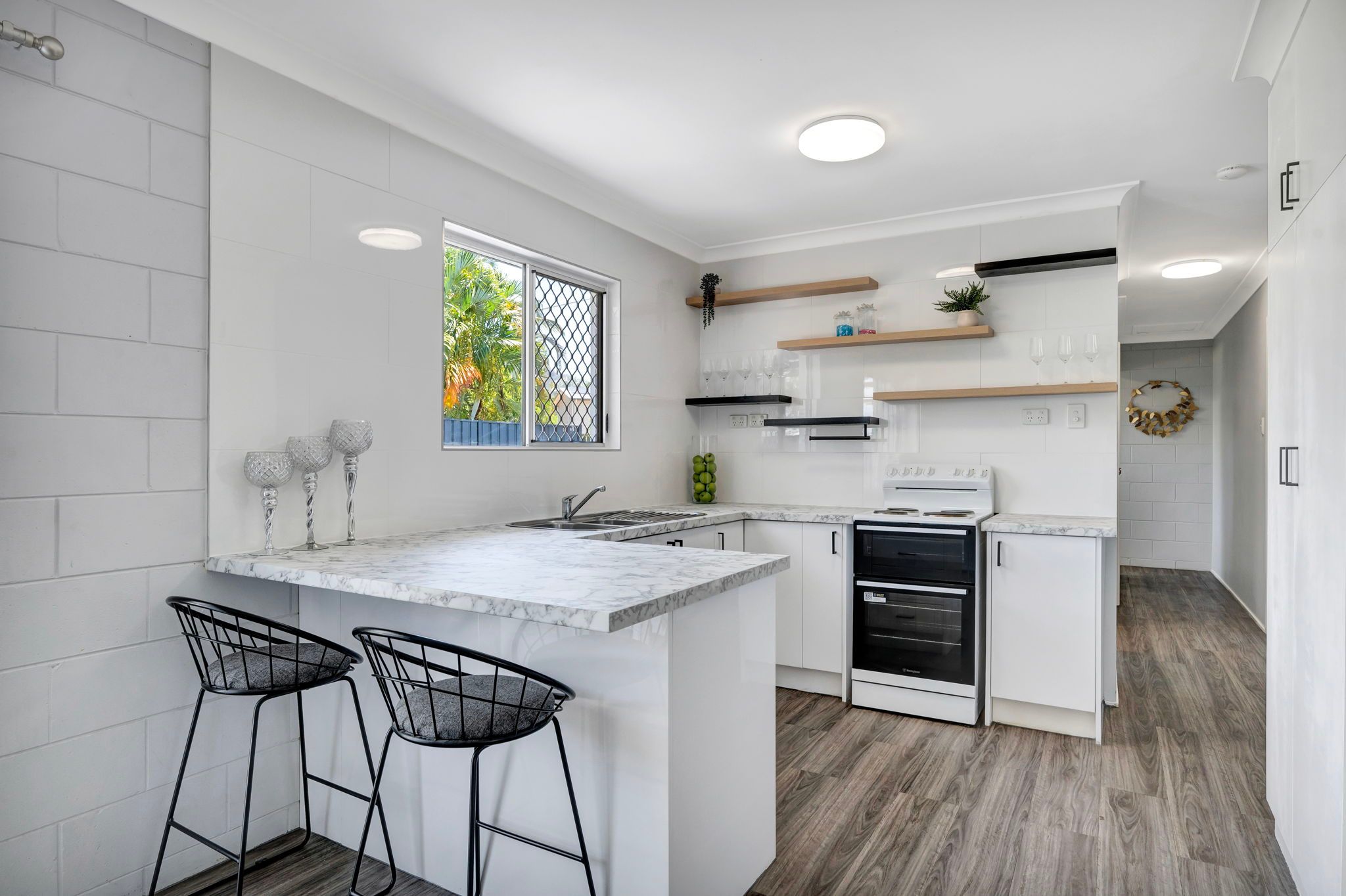 6 Robbins Court, Wulguru, QLD 4811