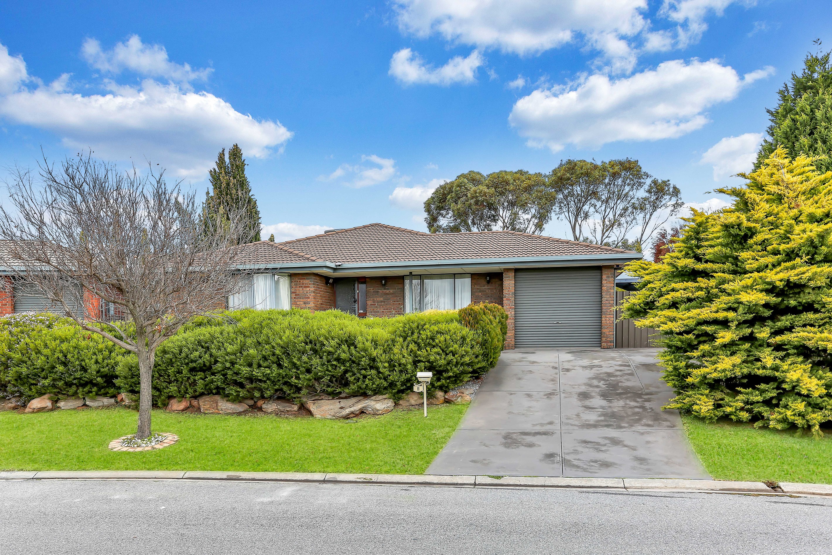 8 Austerlitz Court, Greenwith, SA 5125