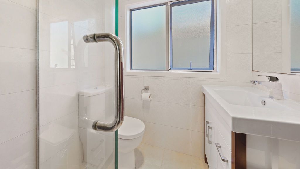 17a Waller Avenue, Bucklands Beach, Manukau City