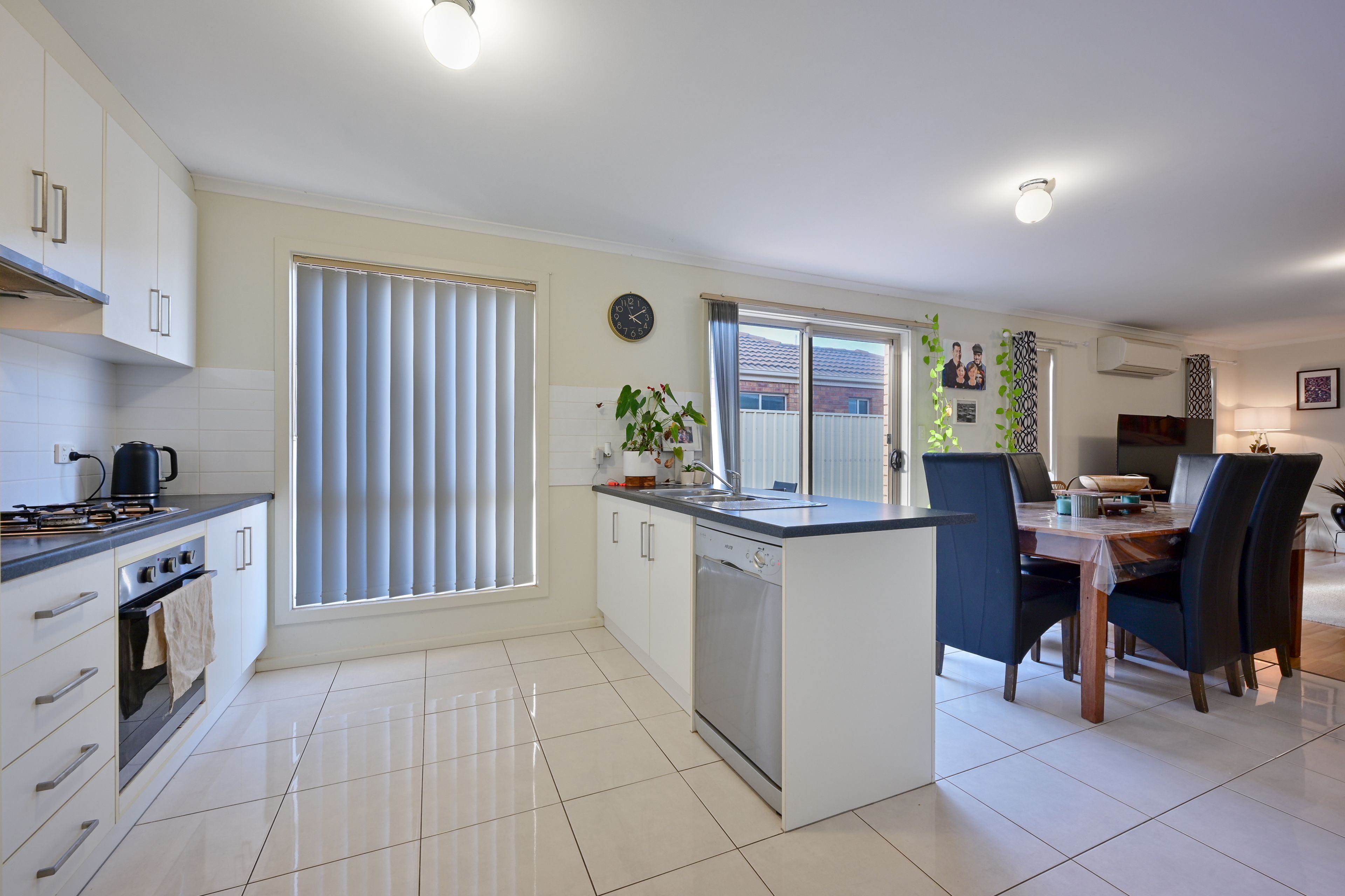 17 Callaghan Court — photo 5 of 11
