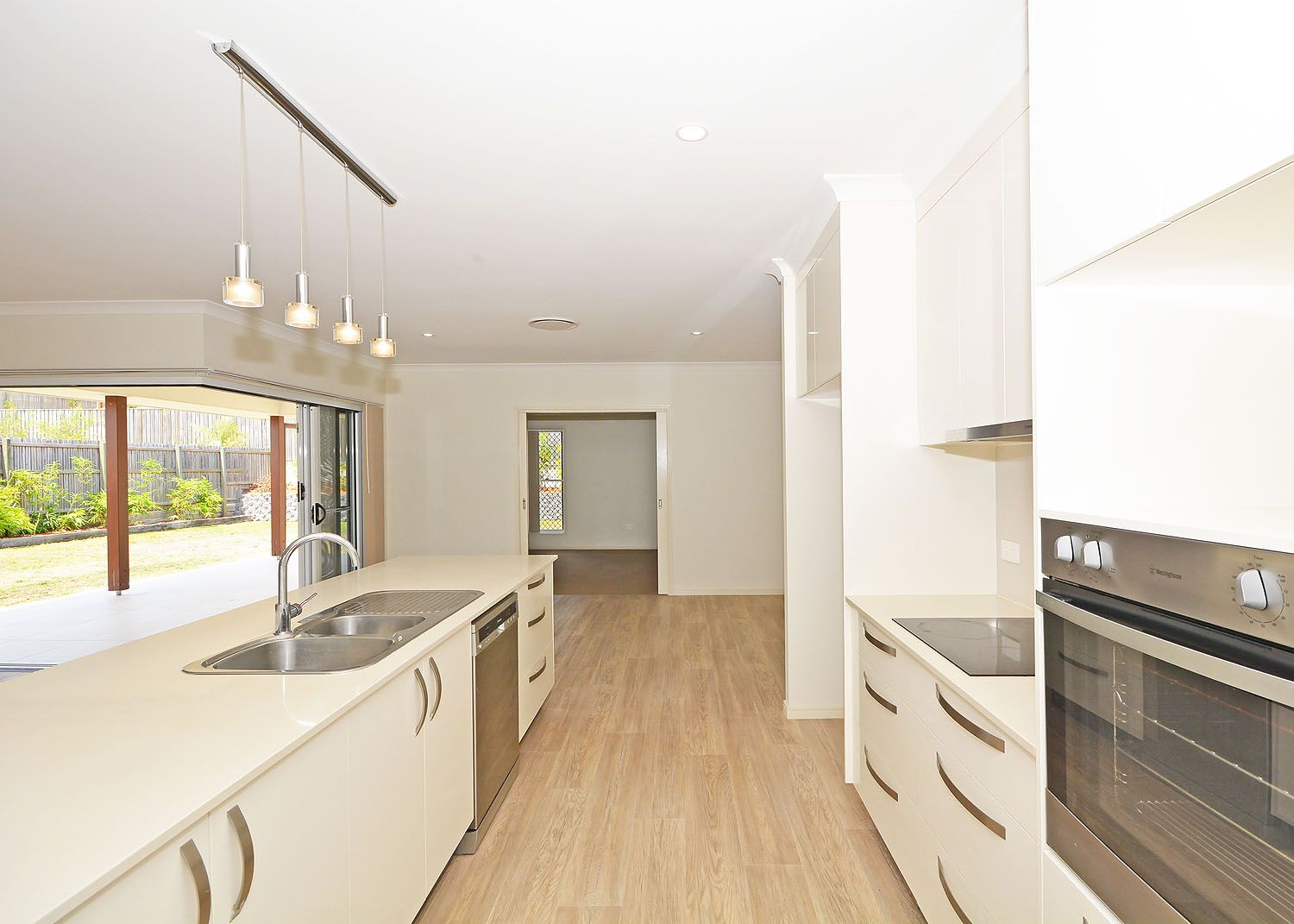 19 Bronte Place, Urraween, QLD 4655