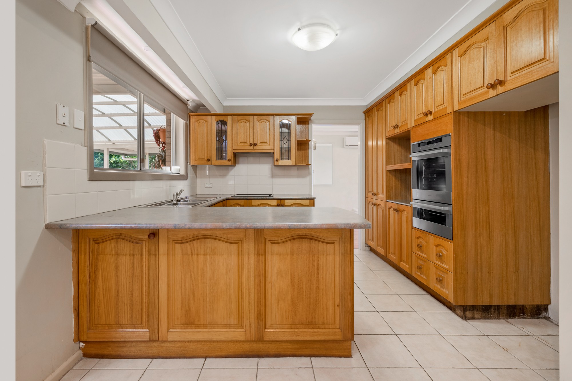 29 Harvey Street, Macquarie Fields, NSW 2564