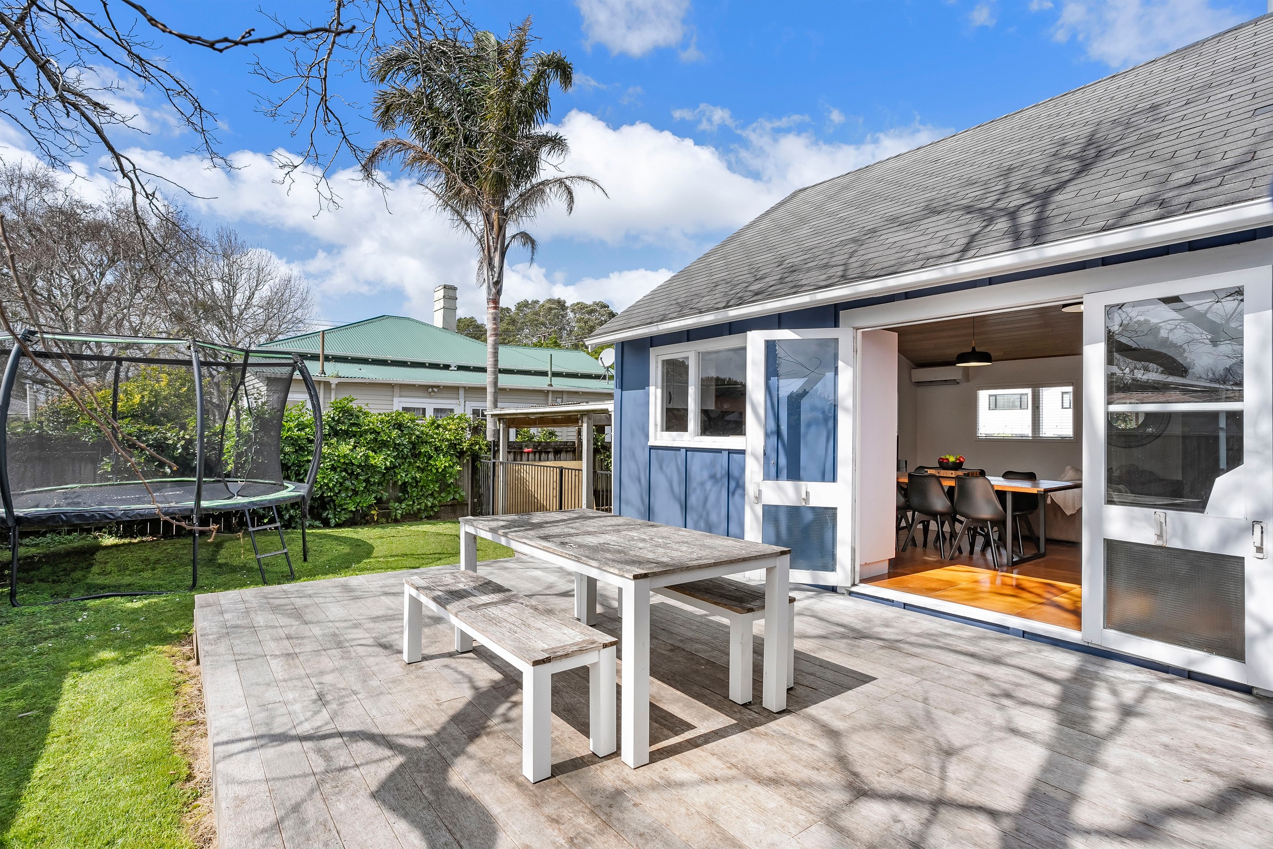 1A Stokes Avenue, Te Atatu Peninsula, Waitakere City