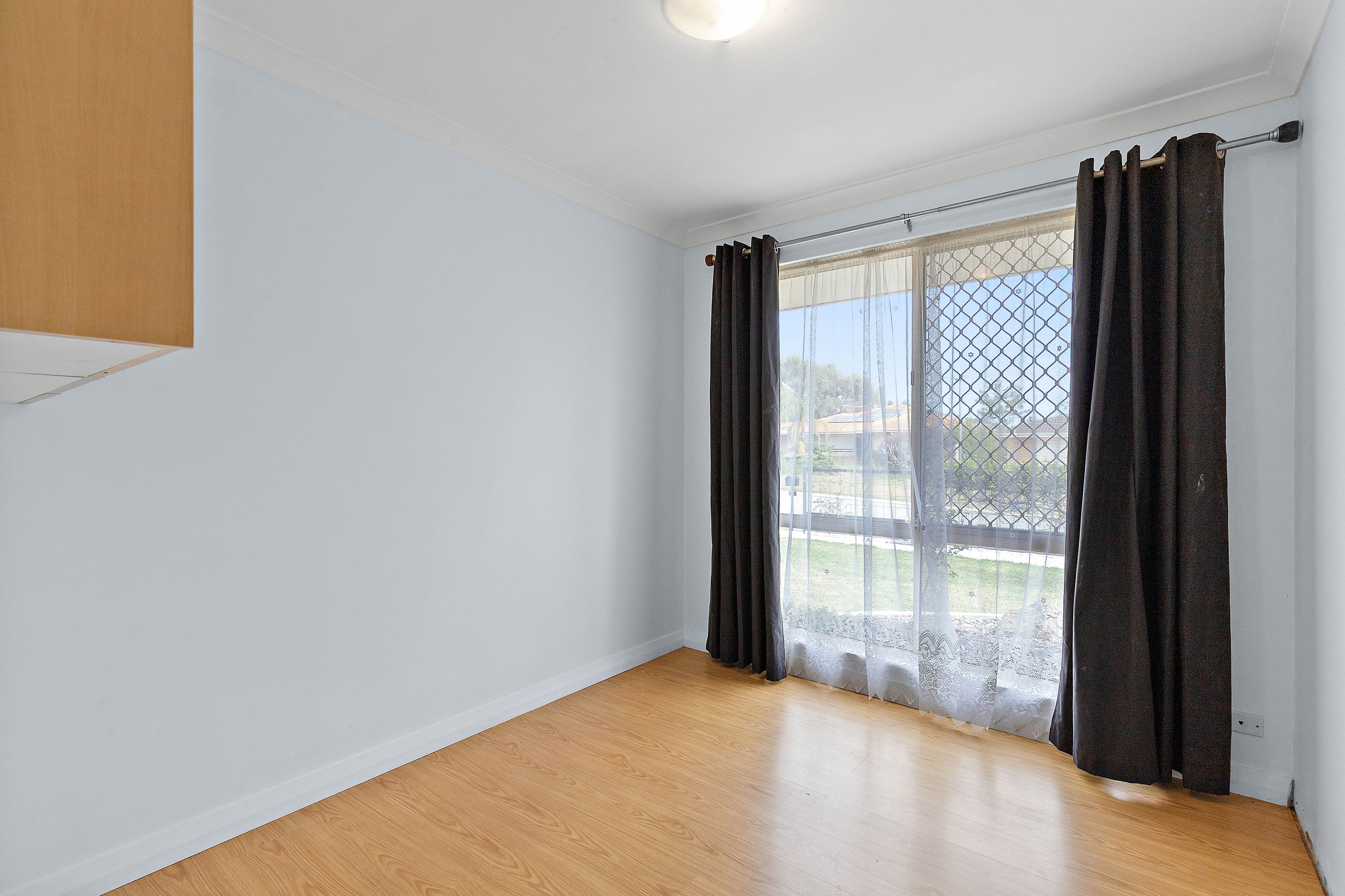 45 Tunnicliffe Street — photo 11 of 23
