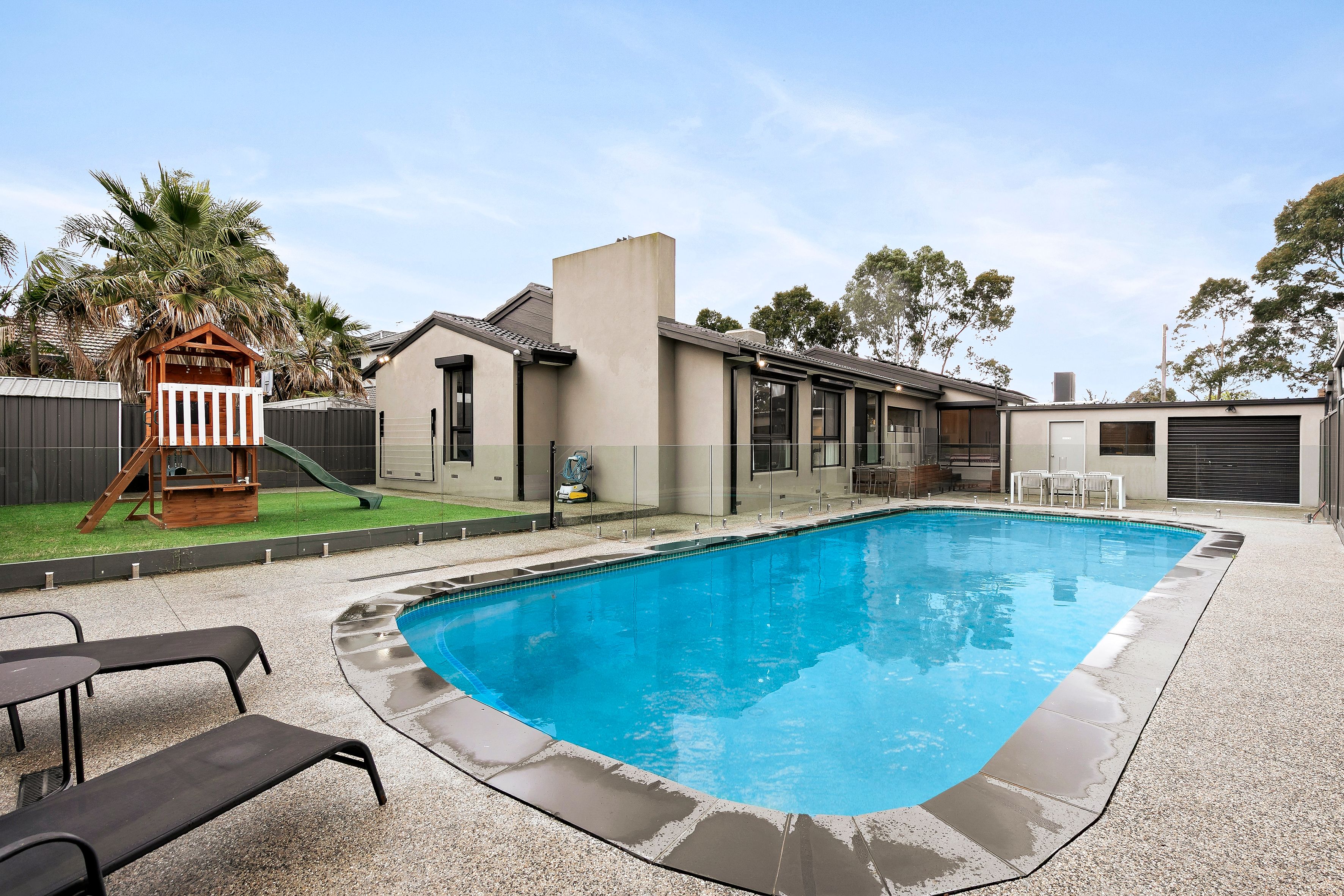 2 Langton Way — photo 14 of 15