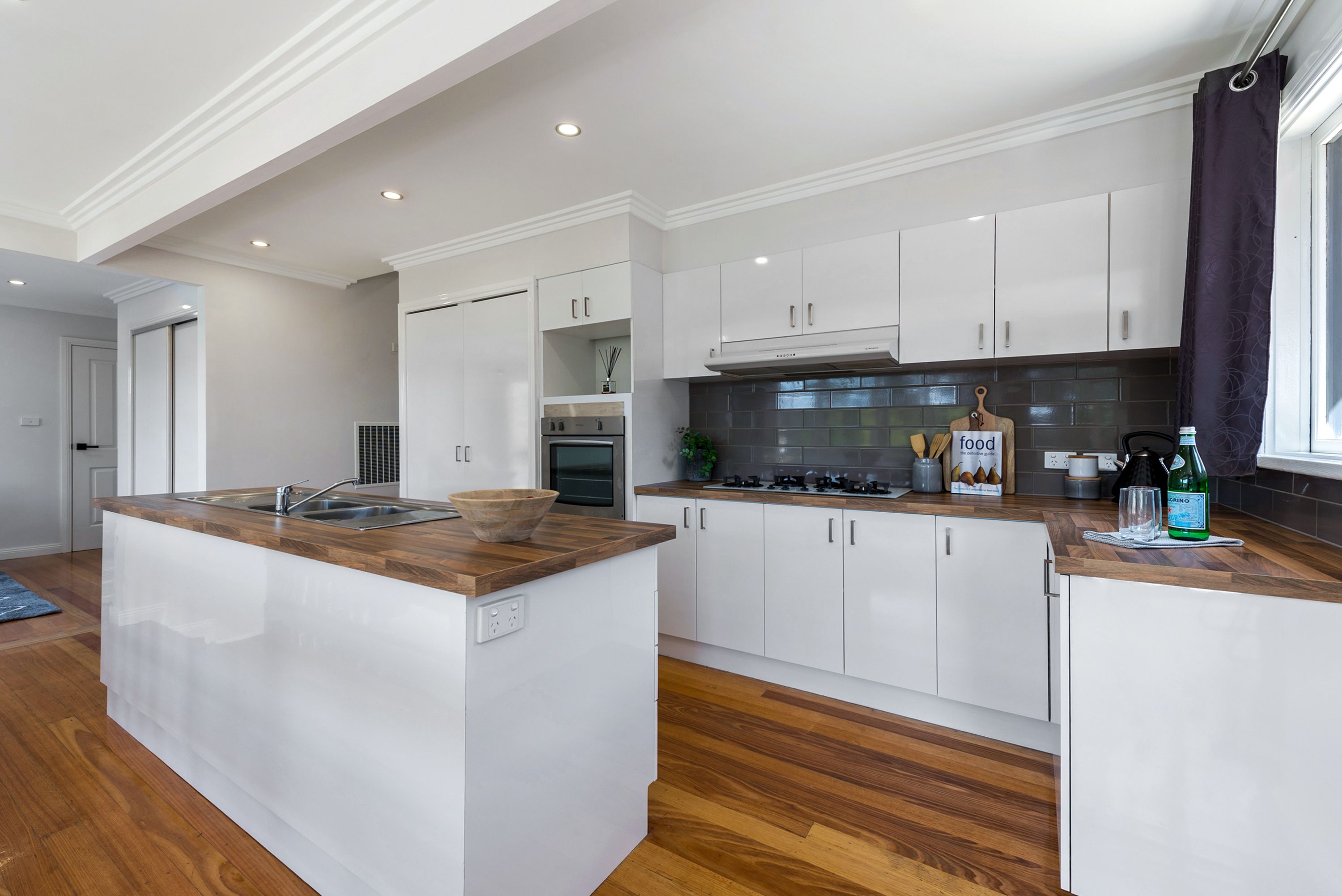 32 Blackwood Park Road, Ferntree Gully, VIC 3156