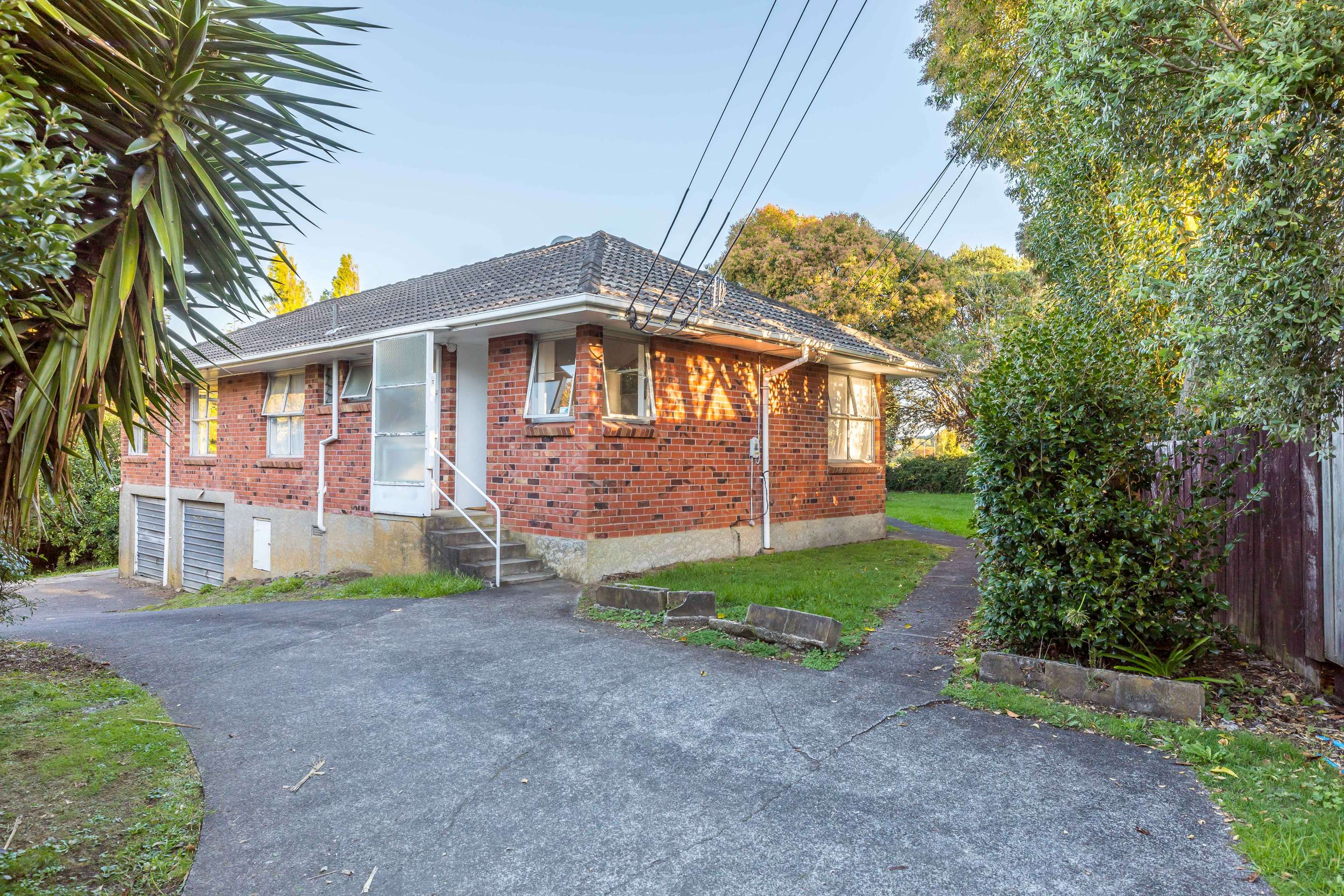 2/128B Taylors Road, Mount Albert, Auckland City Real Estate Ray