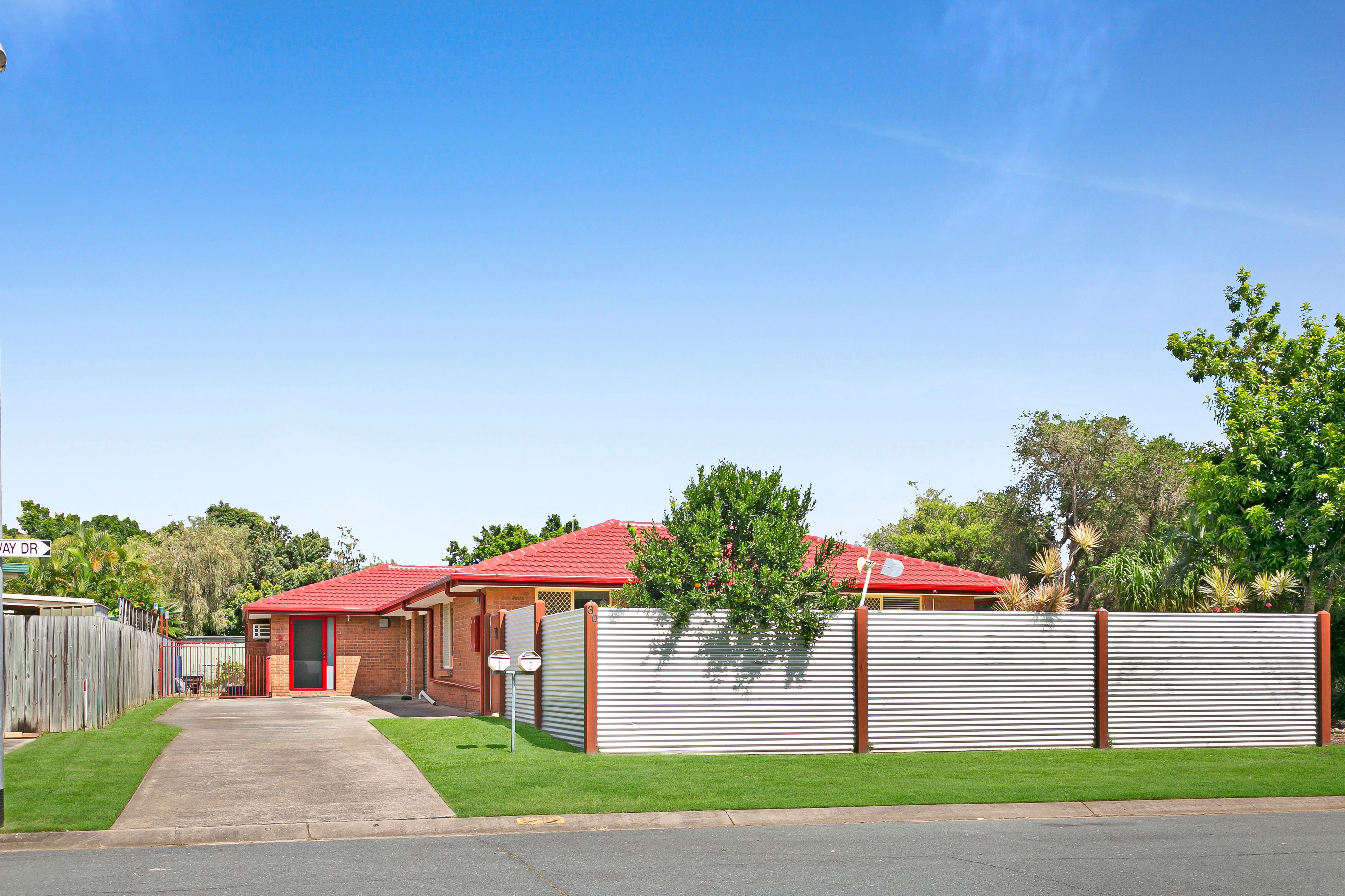 1&2/30 Galloway Drive, Ashmore, QLD 4214