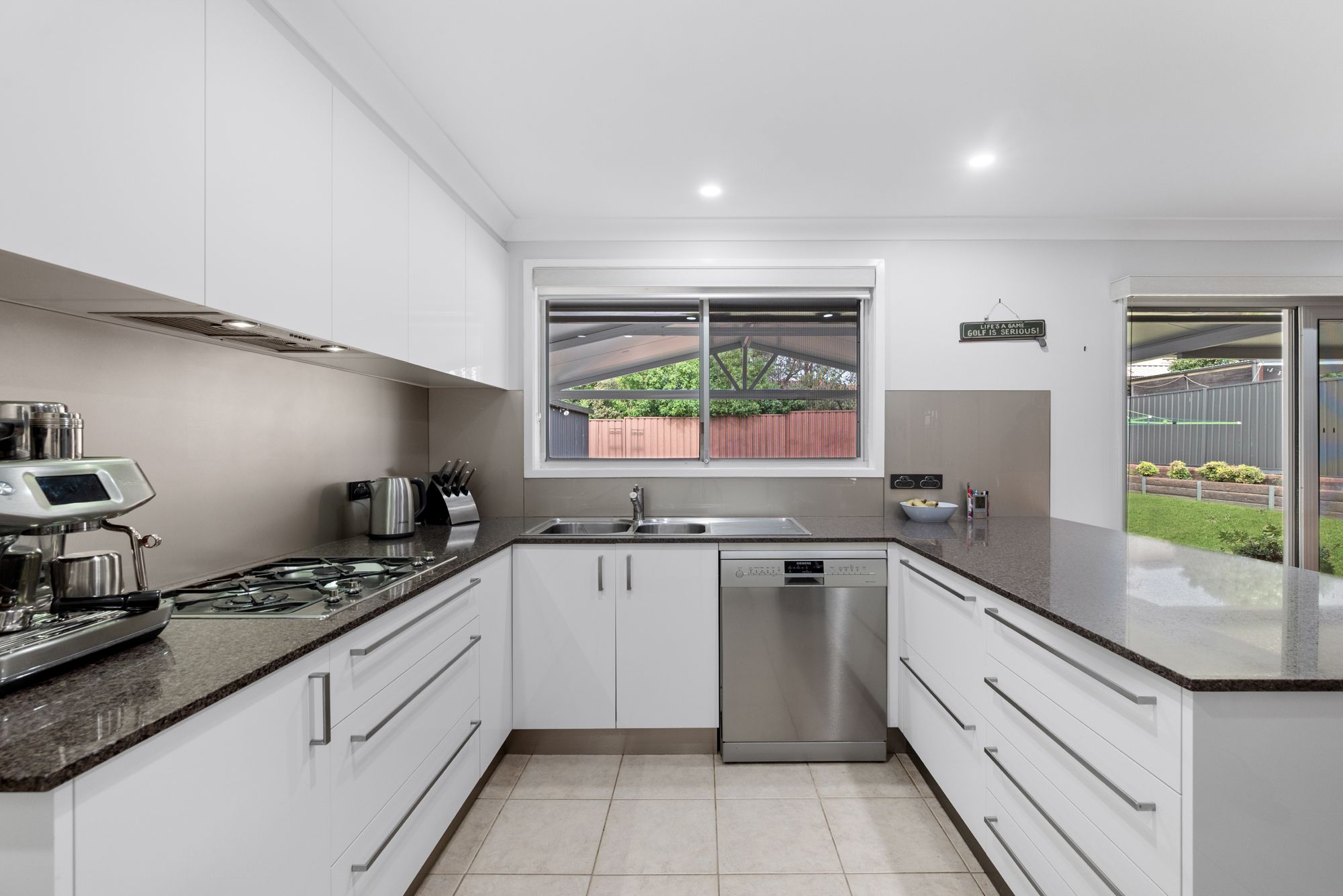 10 Grazier Crescent, Werrington Downs, NSW 2747