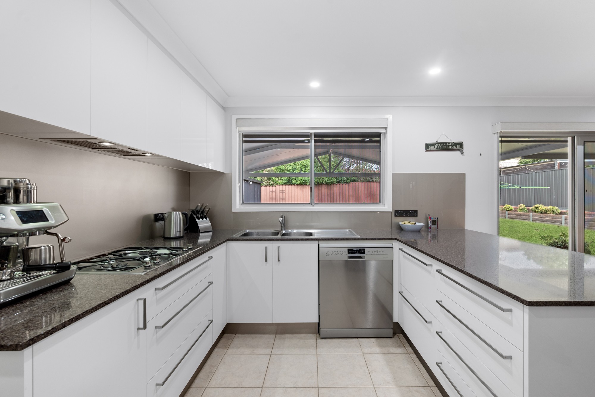 10 Grazier Crescent, Werrington Downs, NSW 2747
