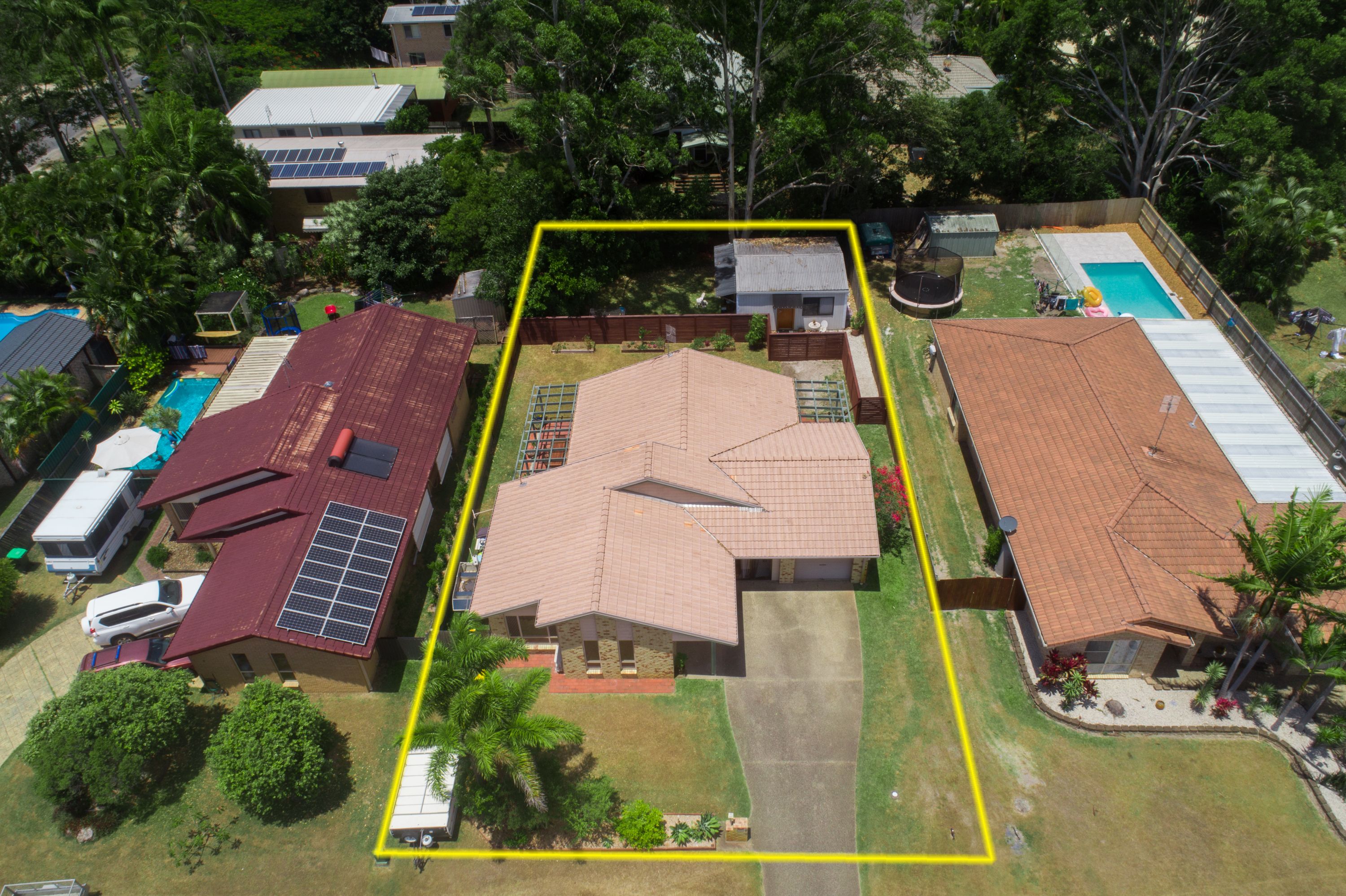7 Eloura Court