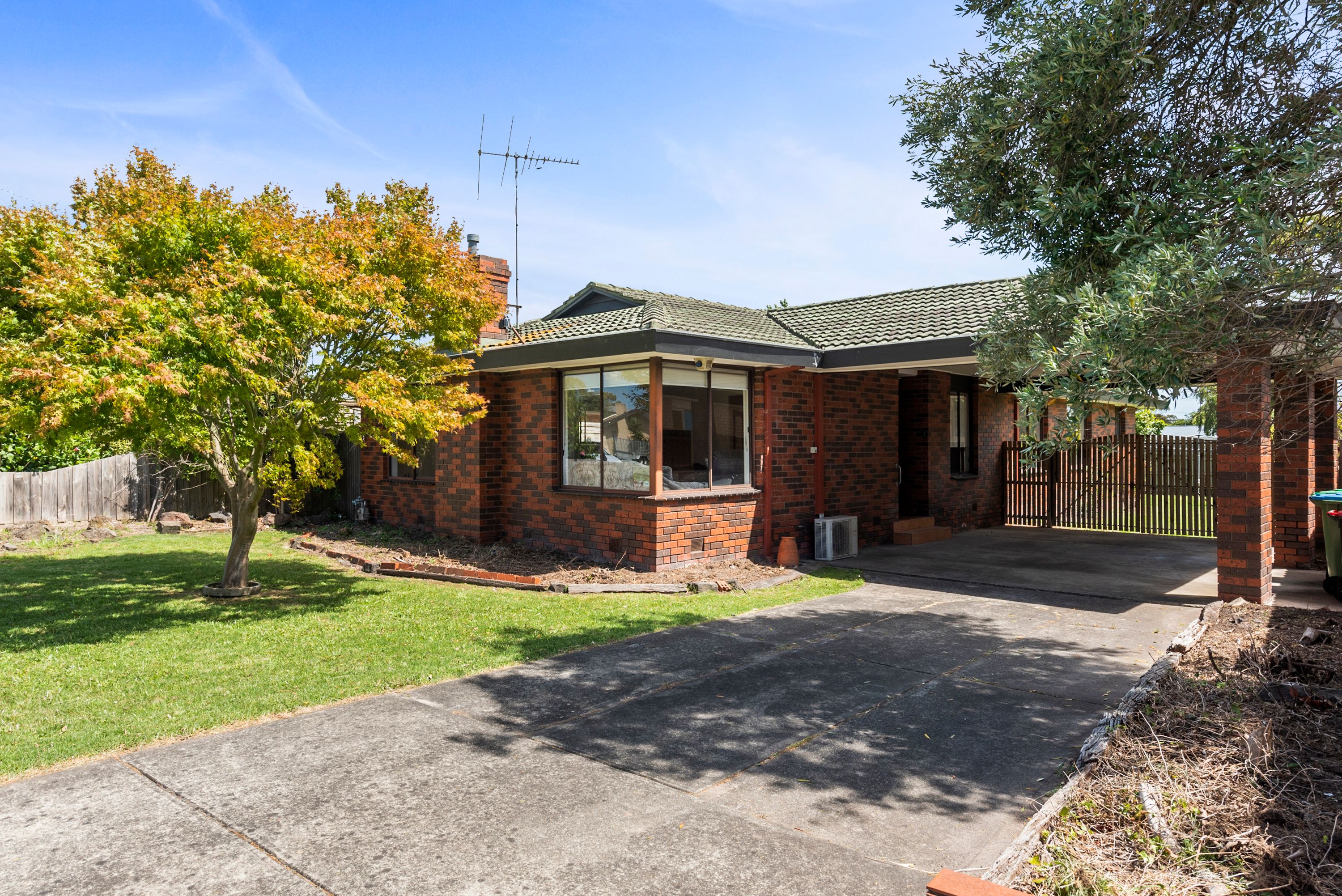 8 Carcoola Court — photo from Ray White Rosebud