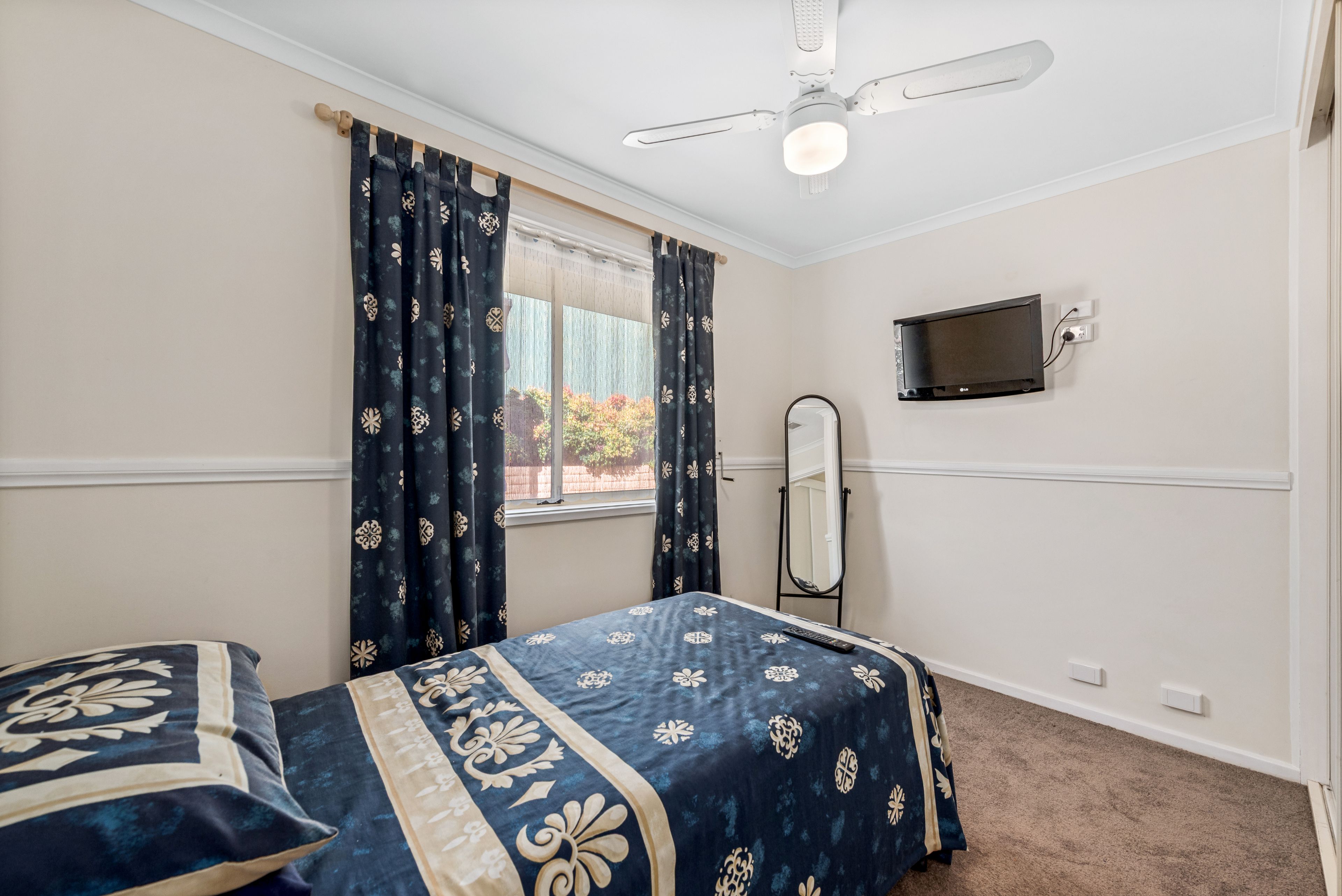 27 Kooyonga Way — photo 17 of 25