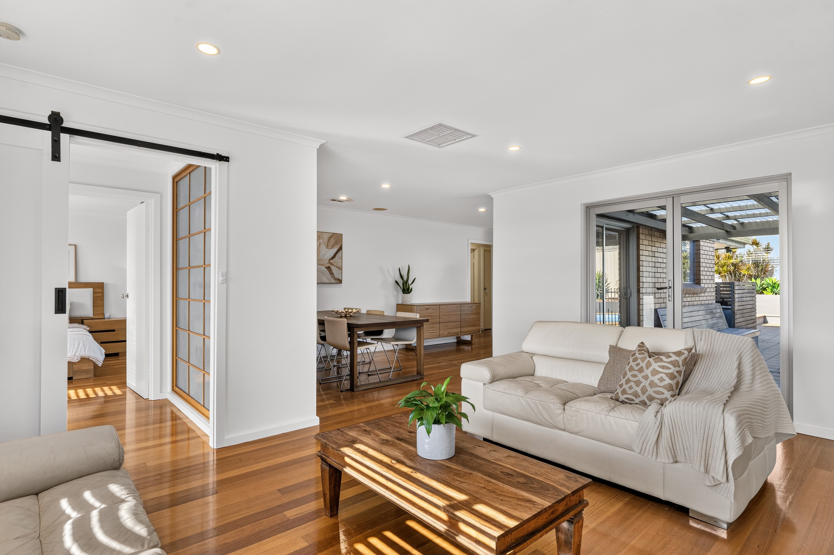 8 Genesta Street, Hallett Cove, SA 5158