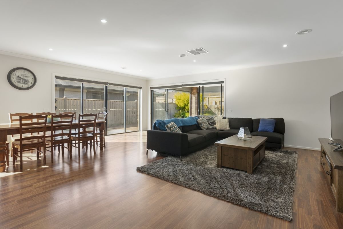 30 Amsterdam Avenue, Tarneit, VIC 3029