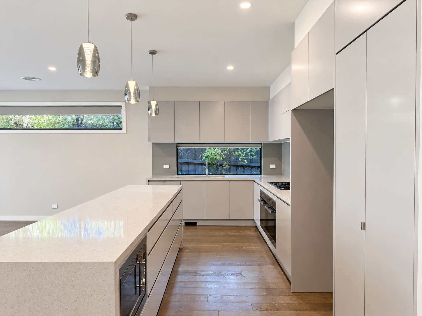 67A Strabane Avenue — photo 4 of 11