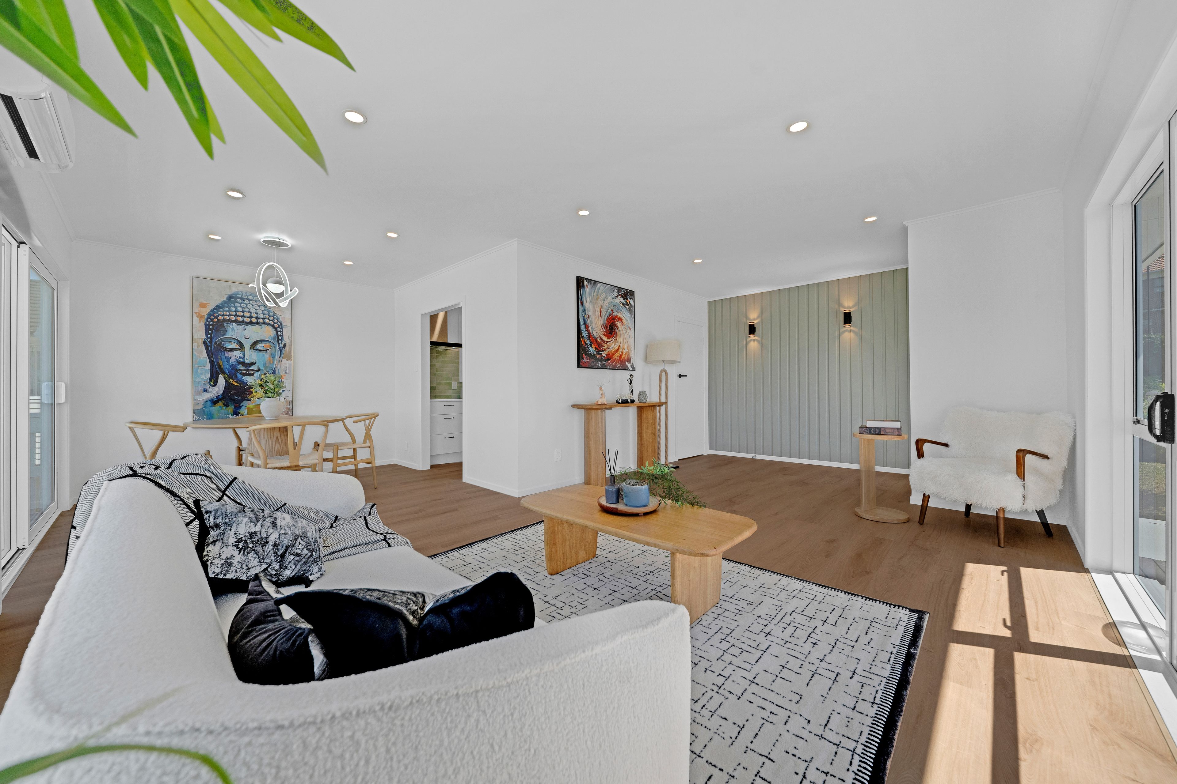 9 Colmar Road, Mellons Bay, Manukau City