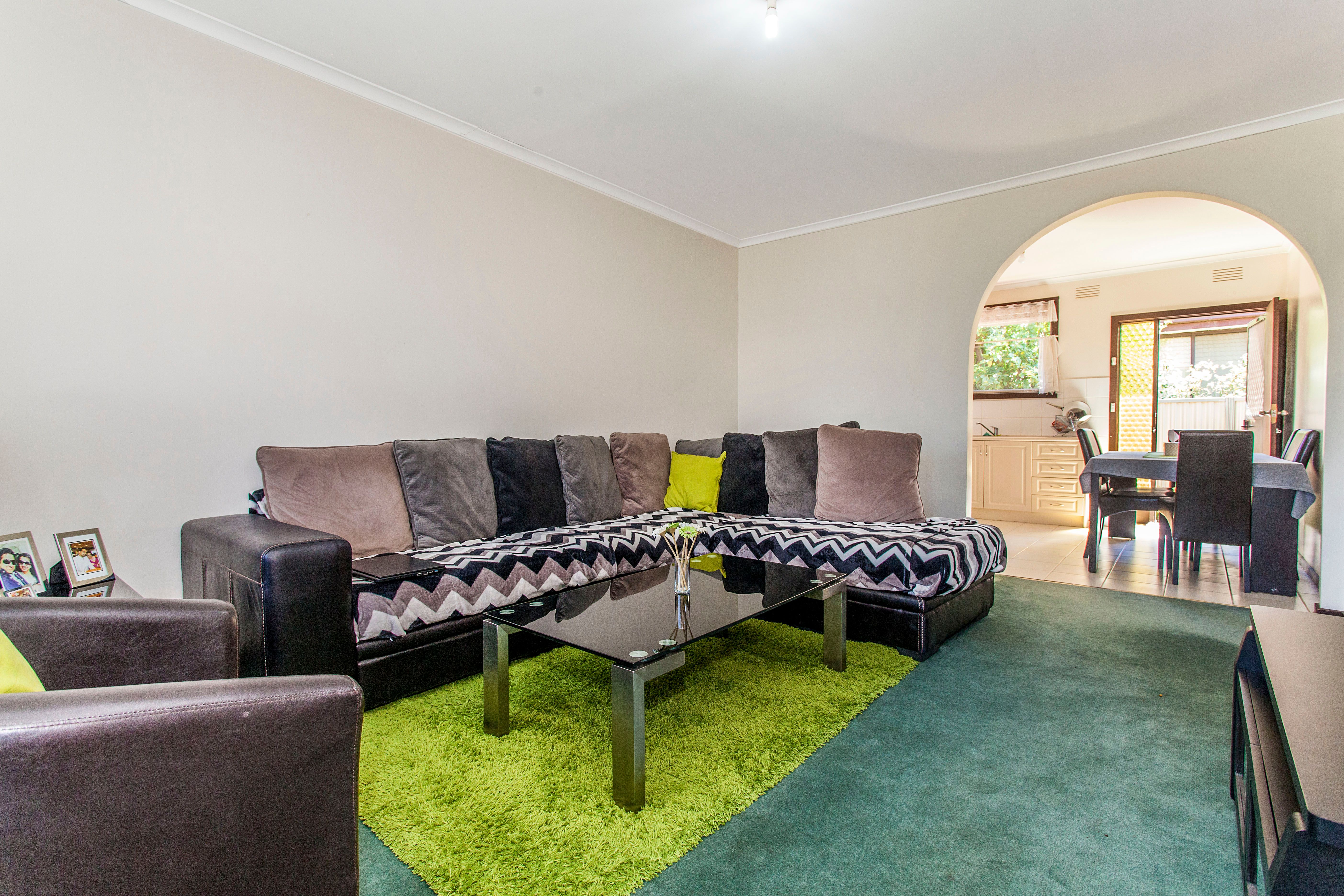 3/8 Burns Avenue, Clayton South, VIC 3169