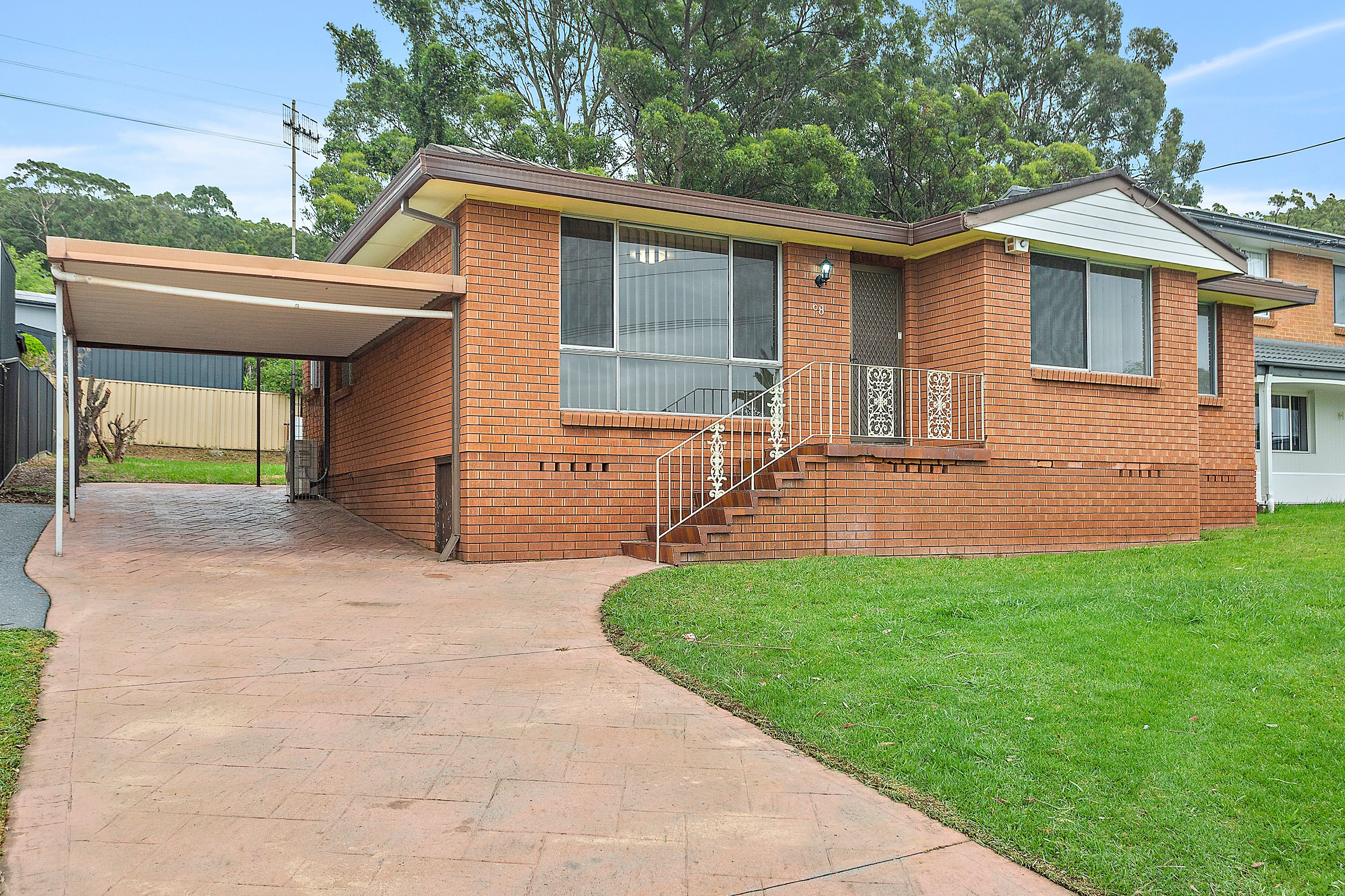68 Hillside Drive, Albion Park NSW 2527