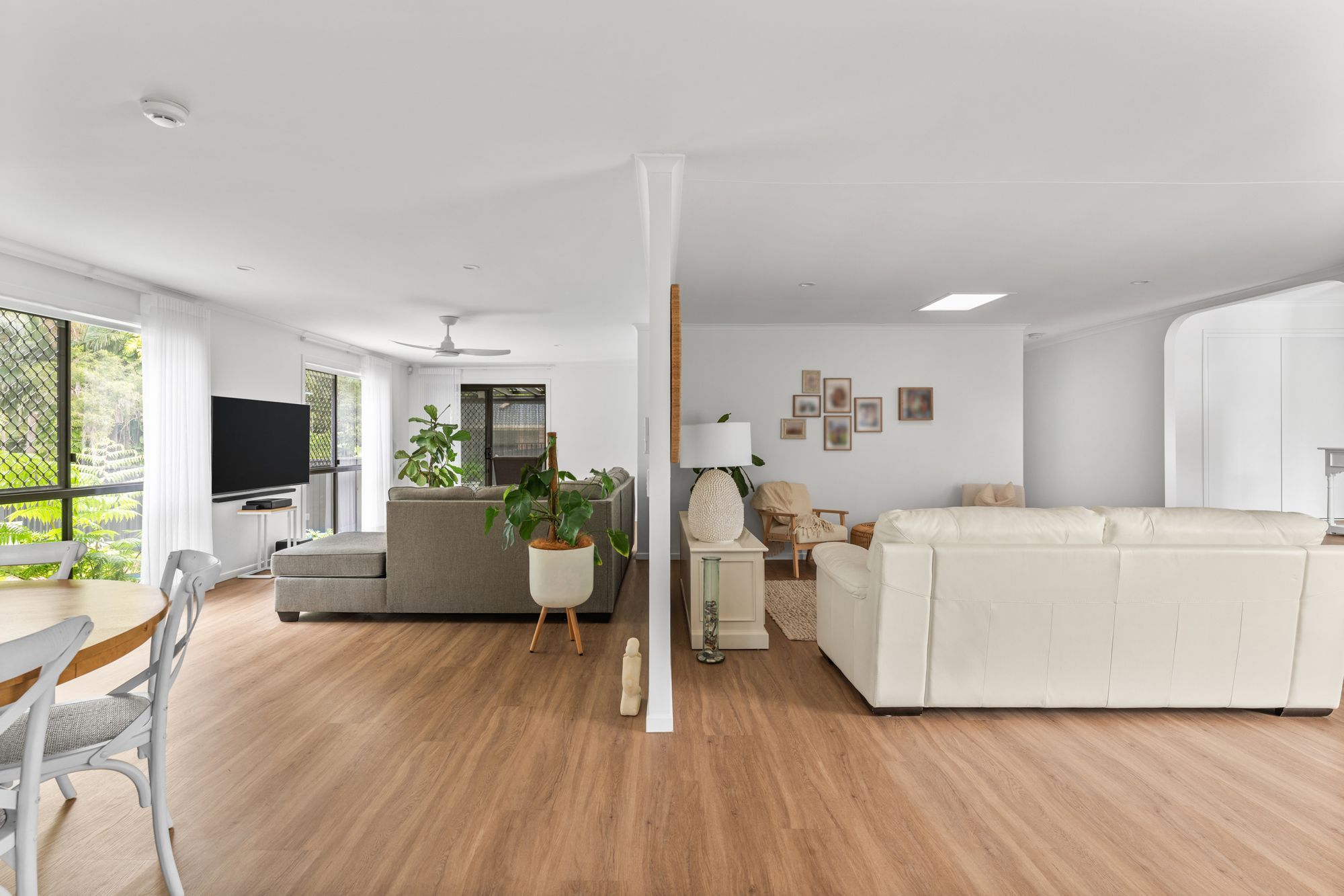 33 Sandringham Drive — photo 14 of 30