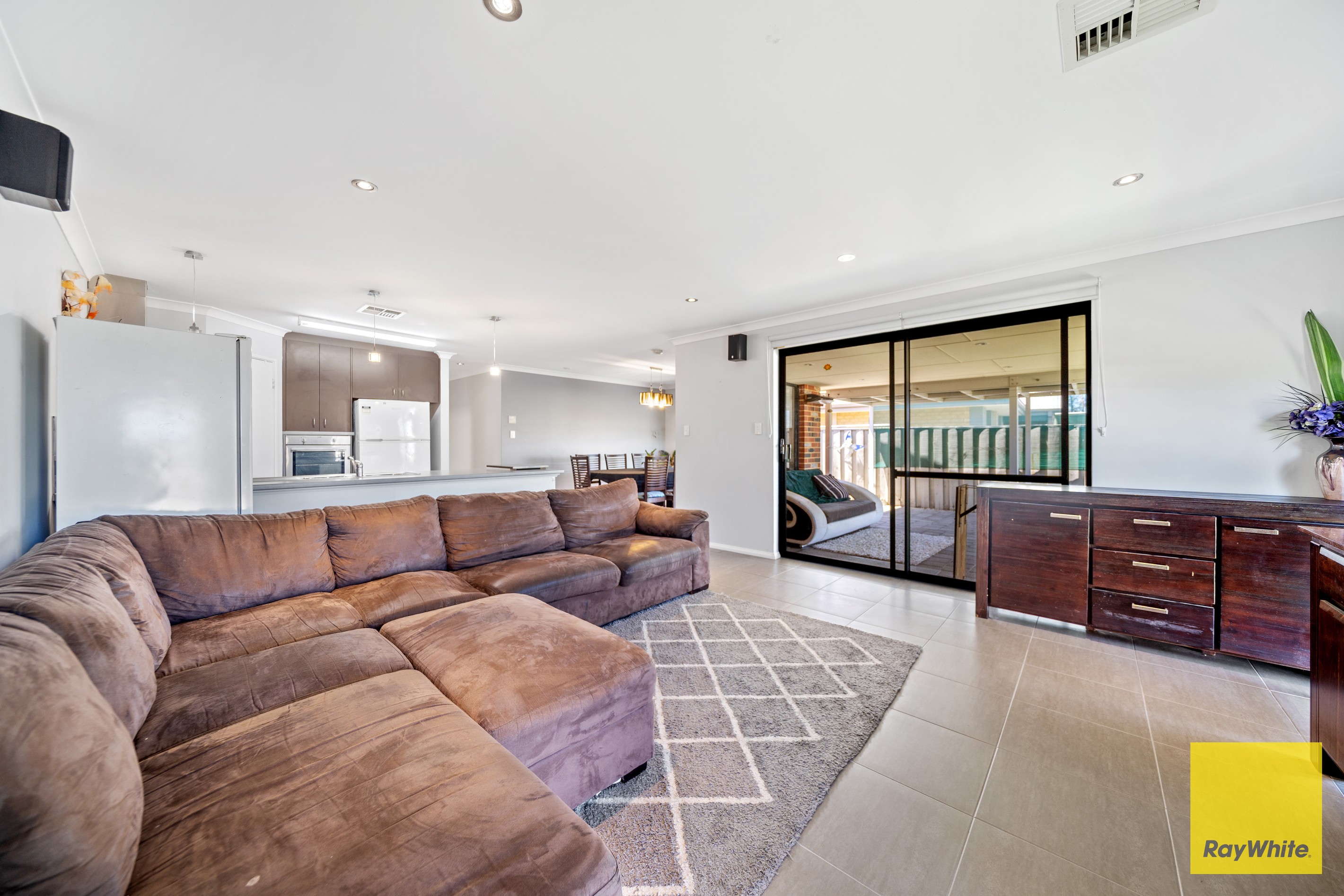 18 Coree Lane, Ellenbrook, WA 6069