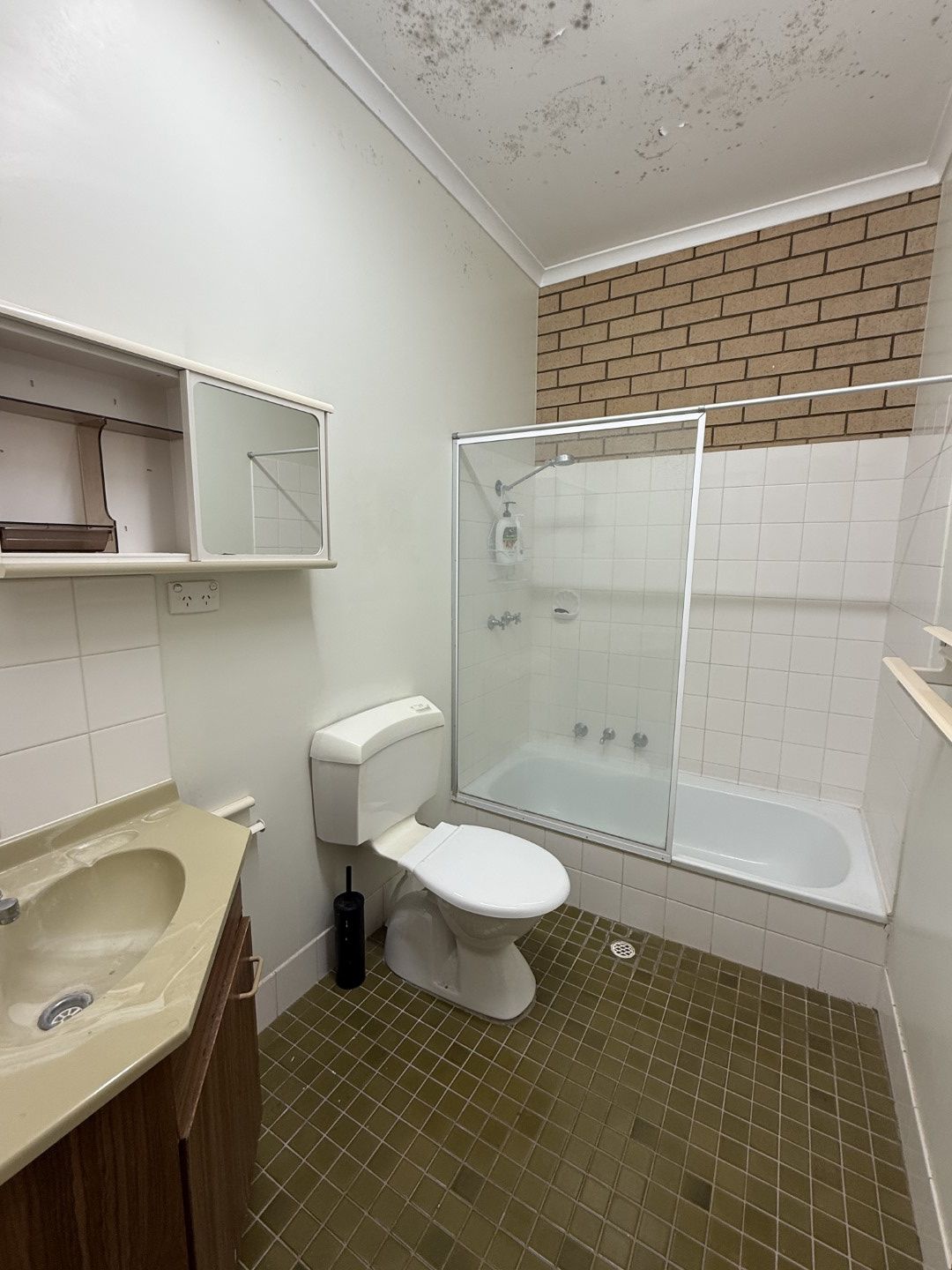 25 Nickol Road — photo 7 of 24