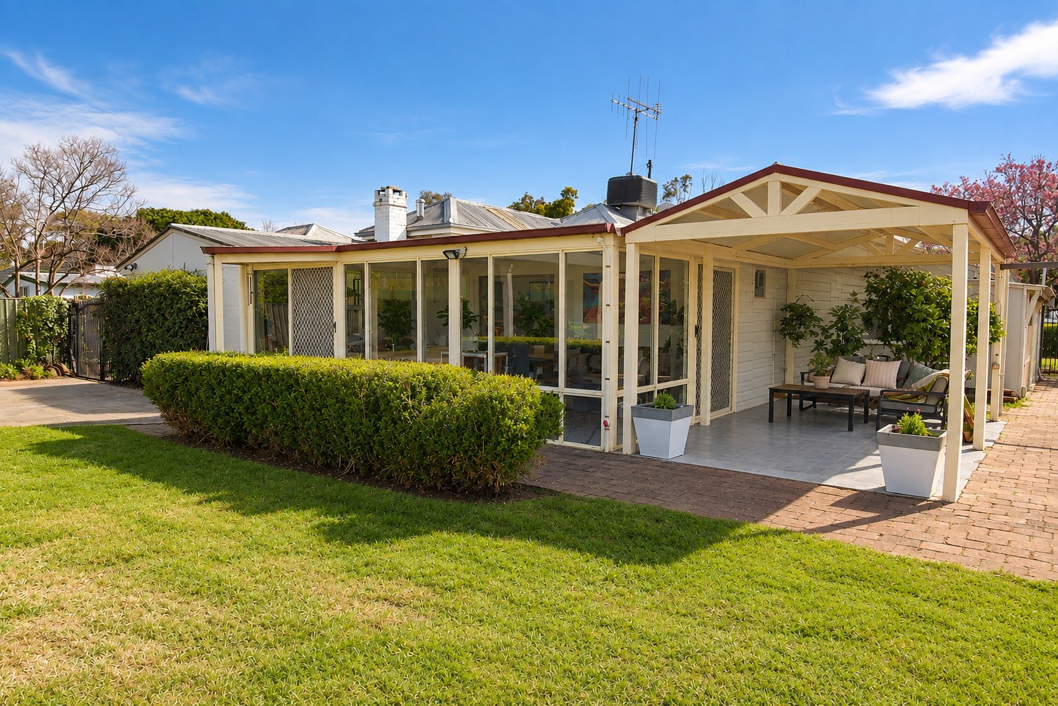 83 Whiteley Street, Wellington, NSW 2820