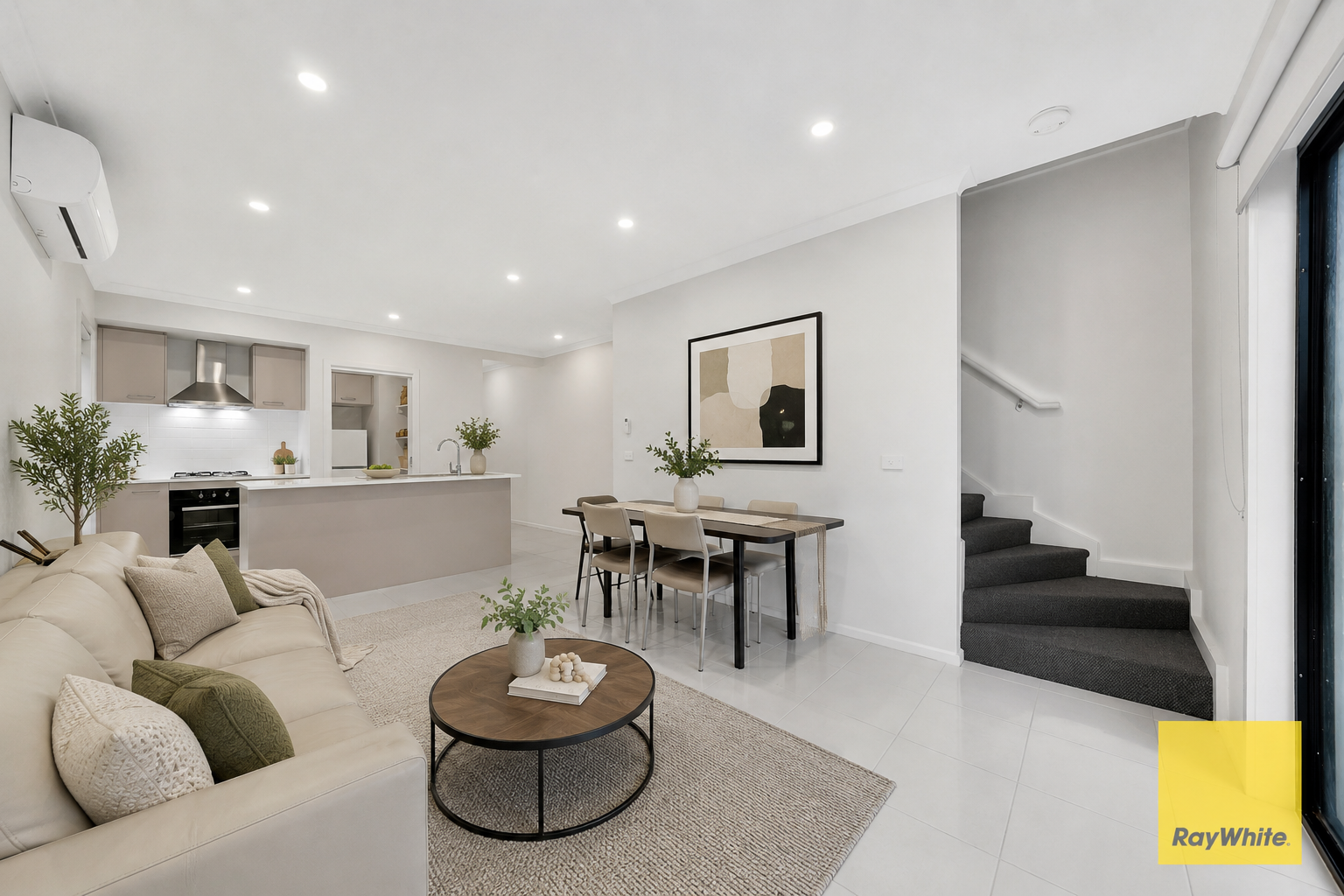 24 Primrose Avenue — photo 8 of 23