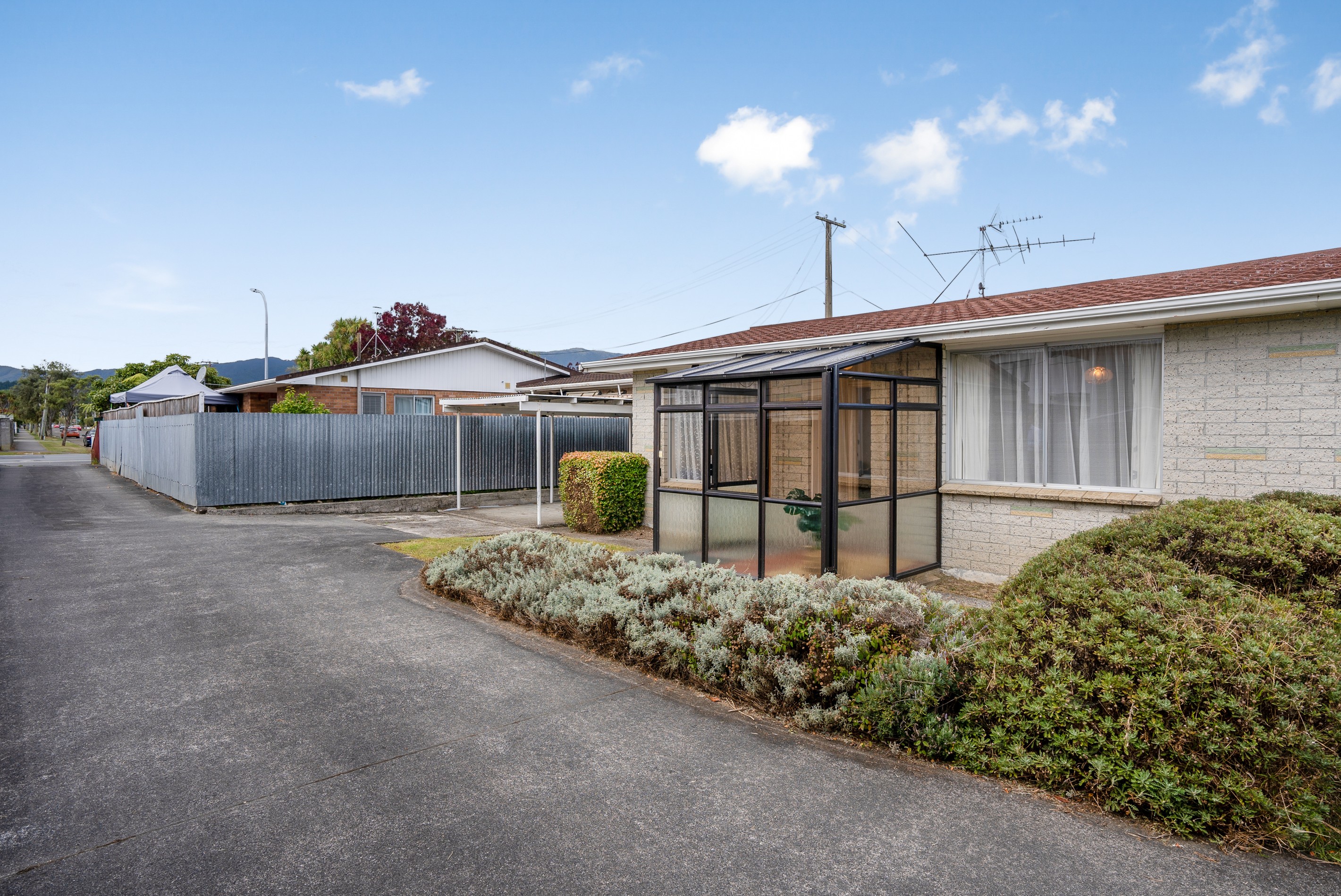 2/41A Pine Avenue, Ebdentown, Upper Hutt City