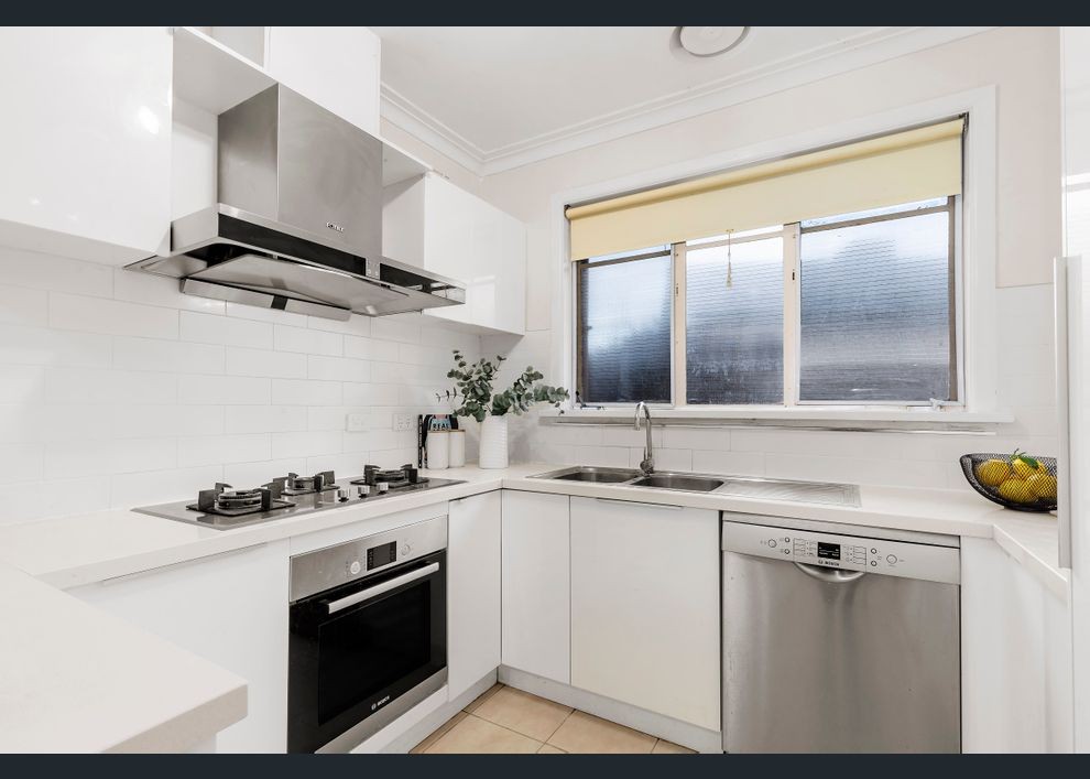 1/8 Cynthia Court, Wantirna South, VIC 3152