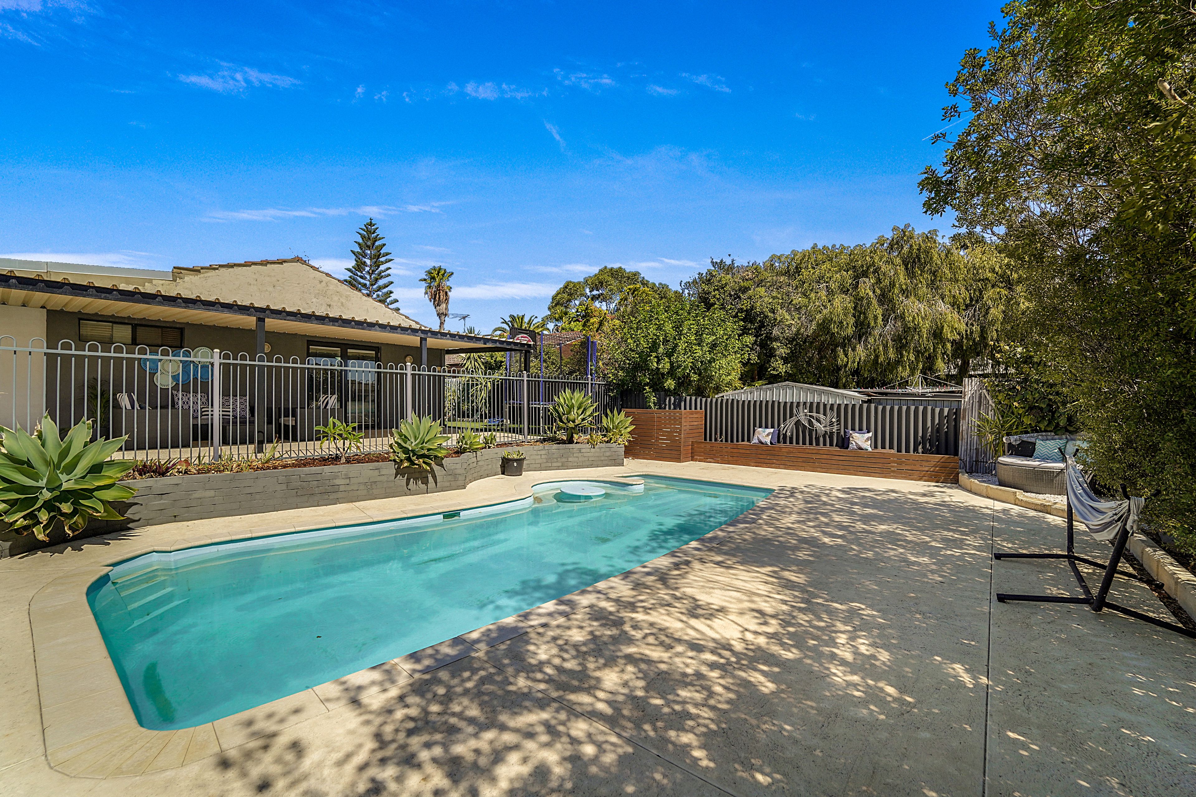 108 Bridgewater Drive, Kallaroo, WA 6025