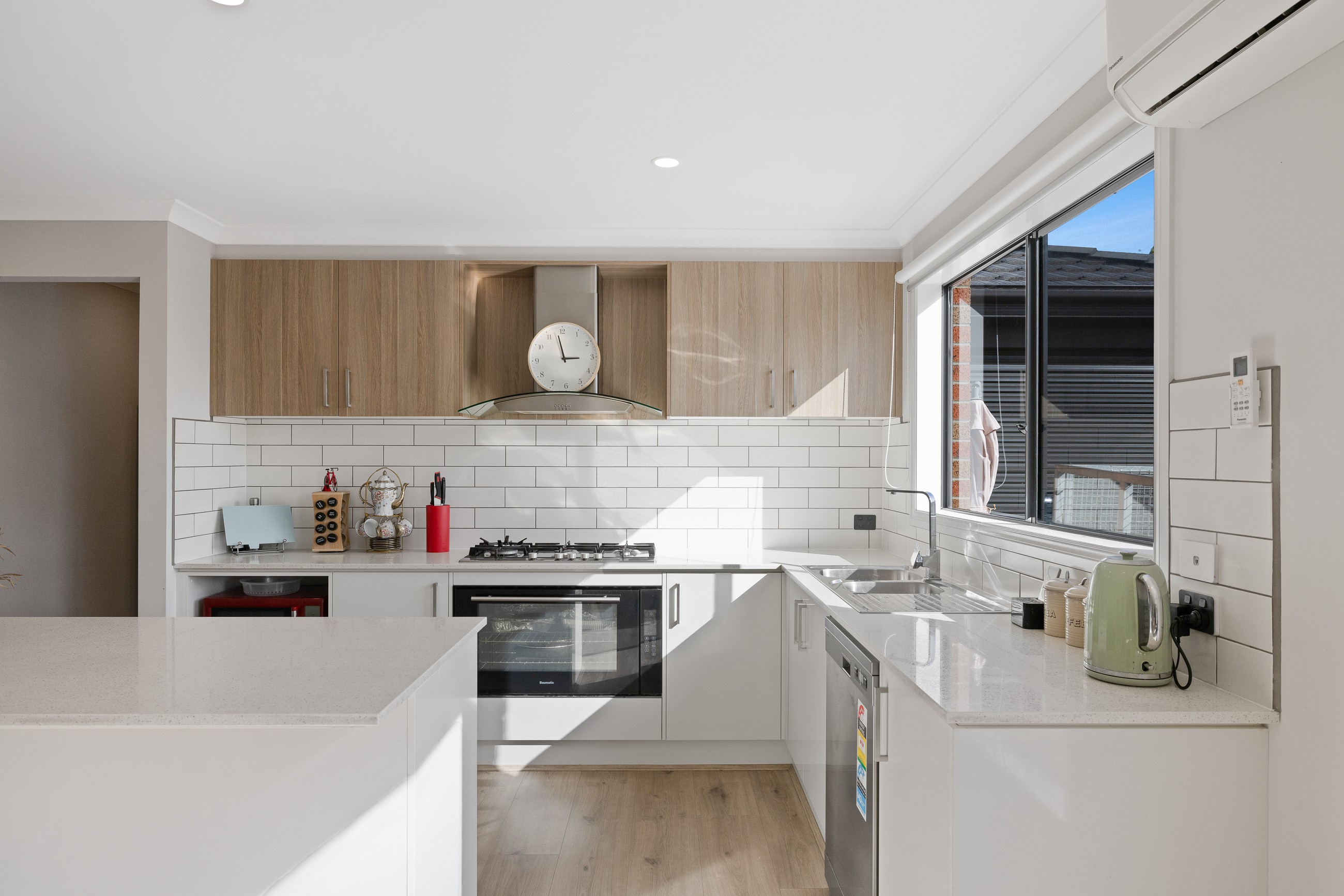 6 Lawrence Avenue, Cowes, VIC 3922