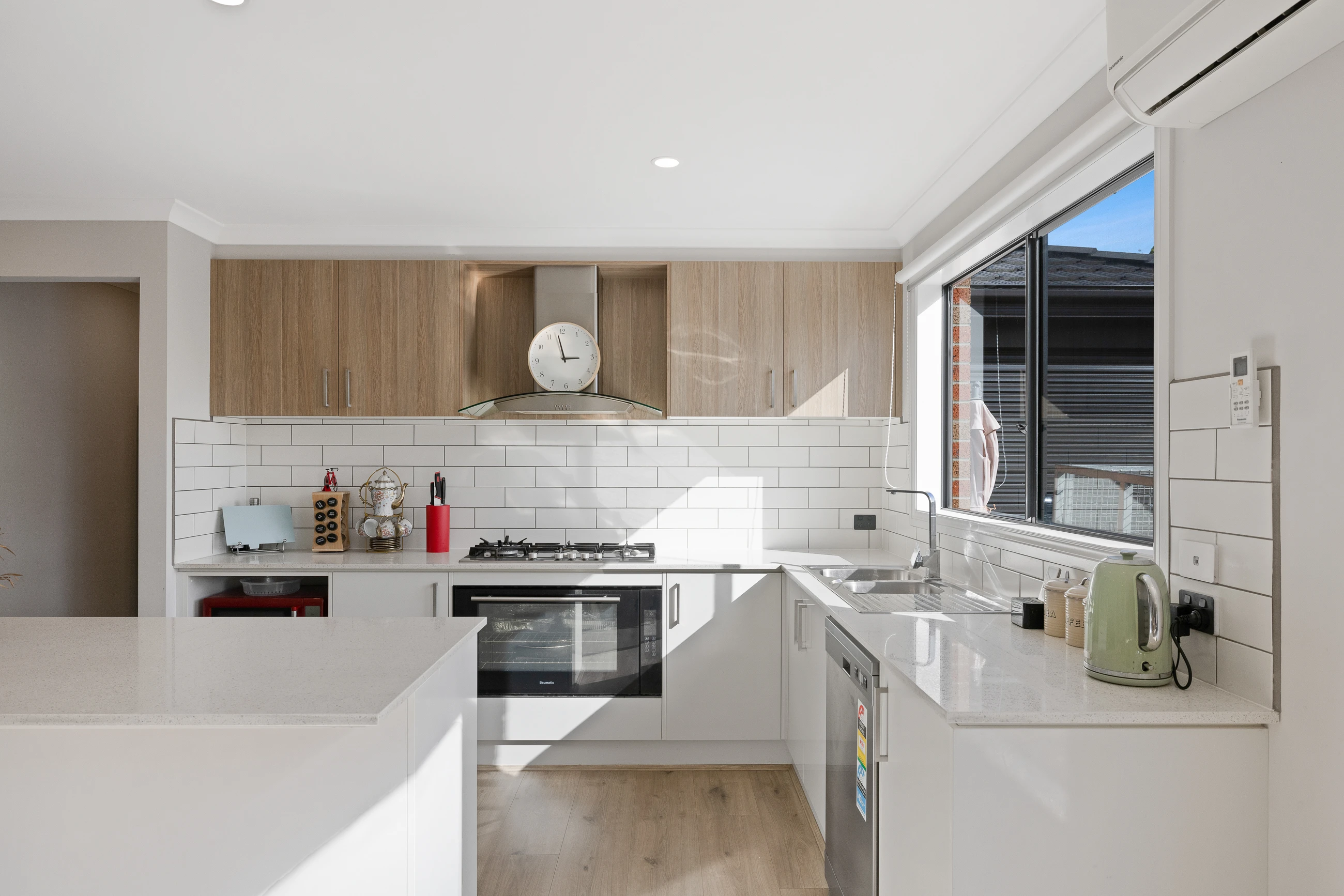 6 Lawrence Avenue, Cowes, VIC 3922