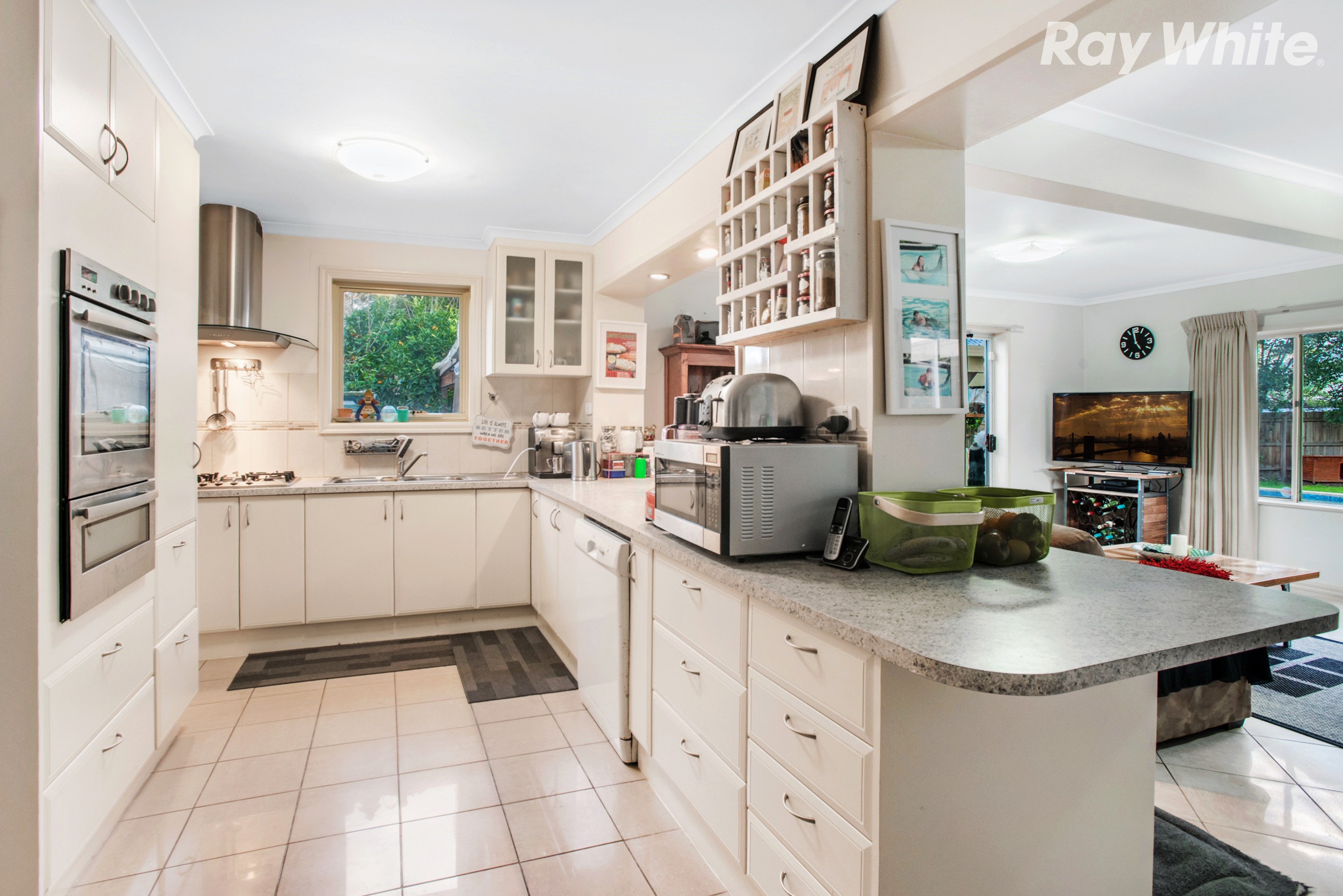 8 Wandoo Court, Wheelers Hill, VIC 3150