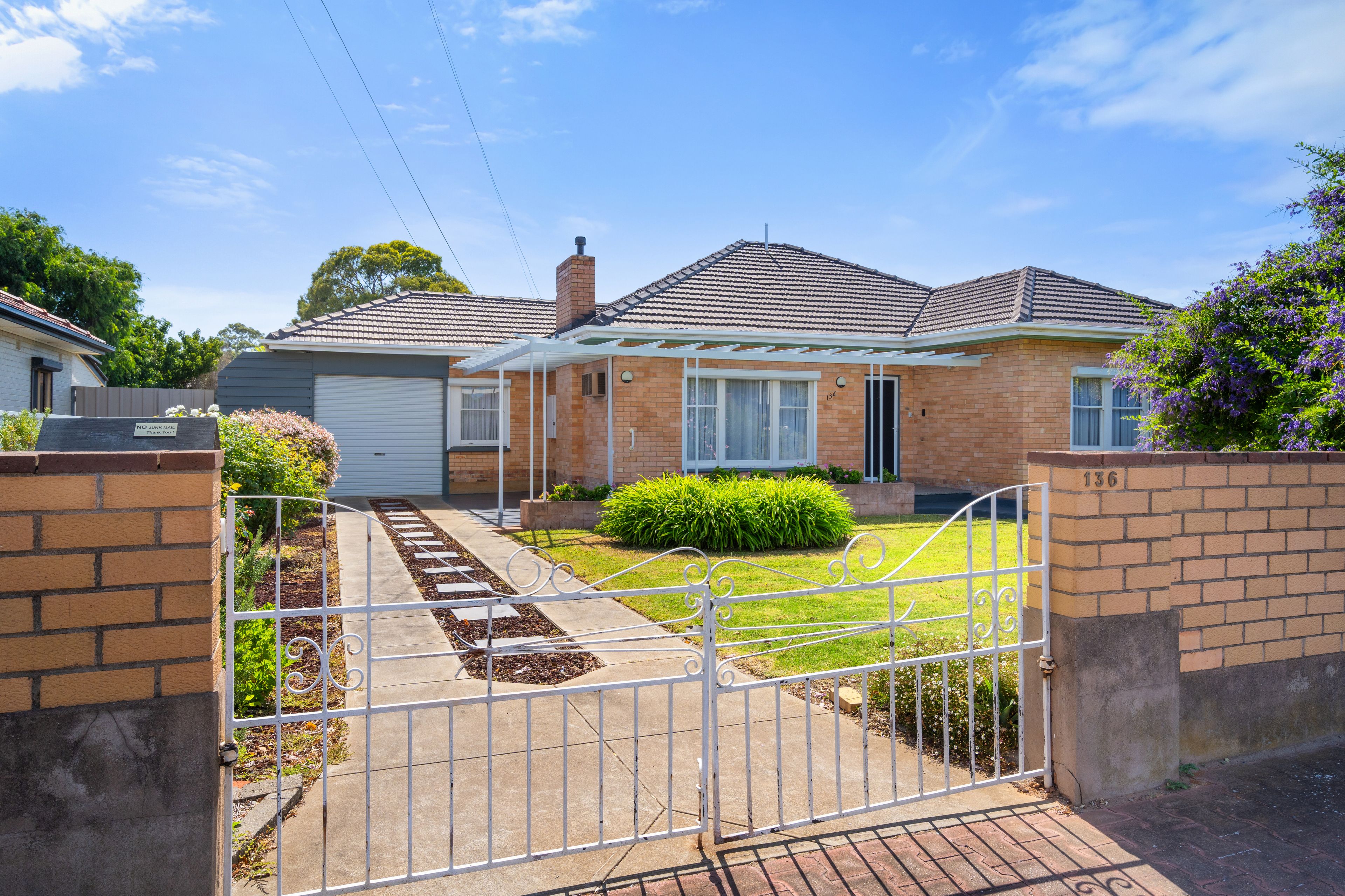 136 Diagonal Road, Warradale, SA 5046