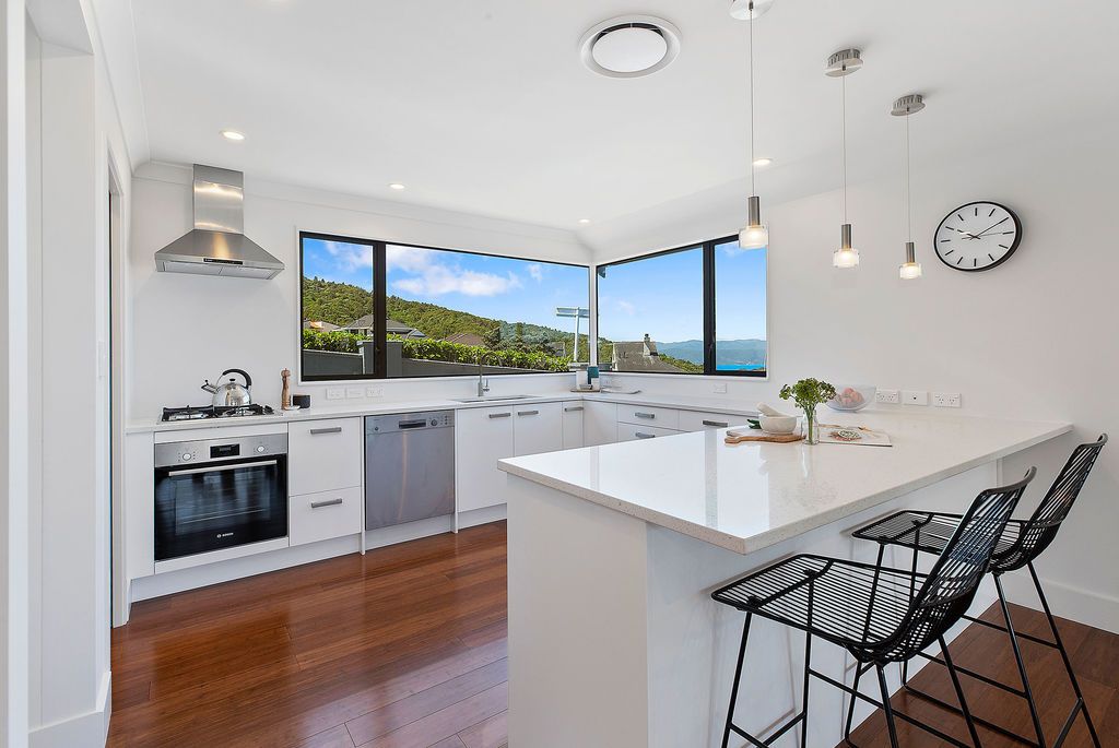 27 Satara Crescent, Khandallah, Wellington City