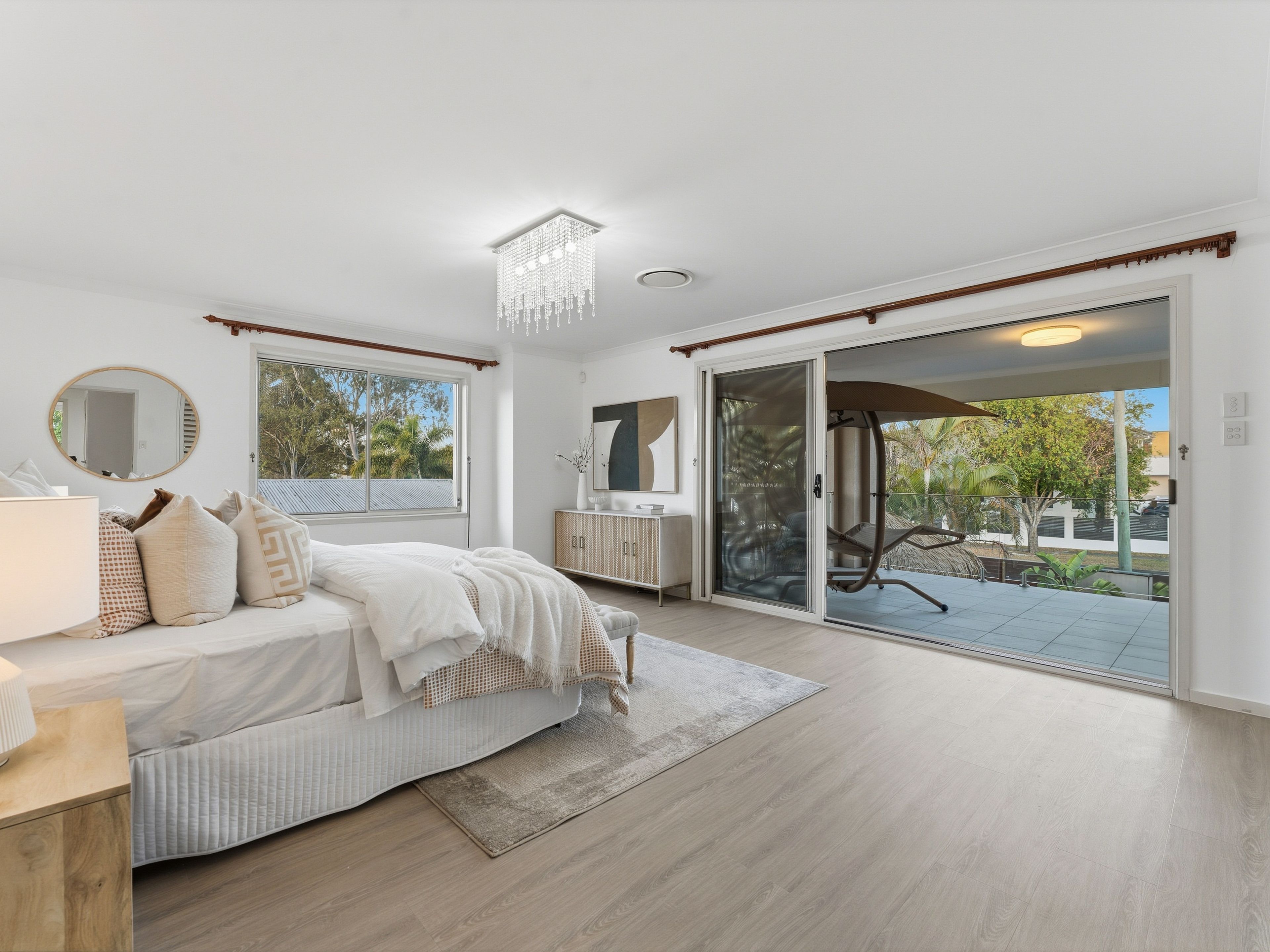 1 Henderson Street — photo 14 of 30