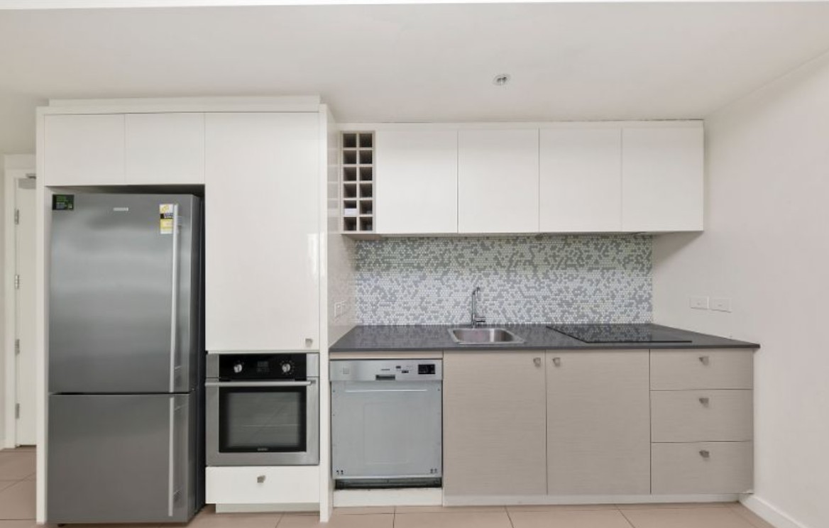 2C/8 Waterside Place, Docklands, VIC 3008