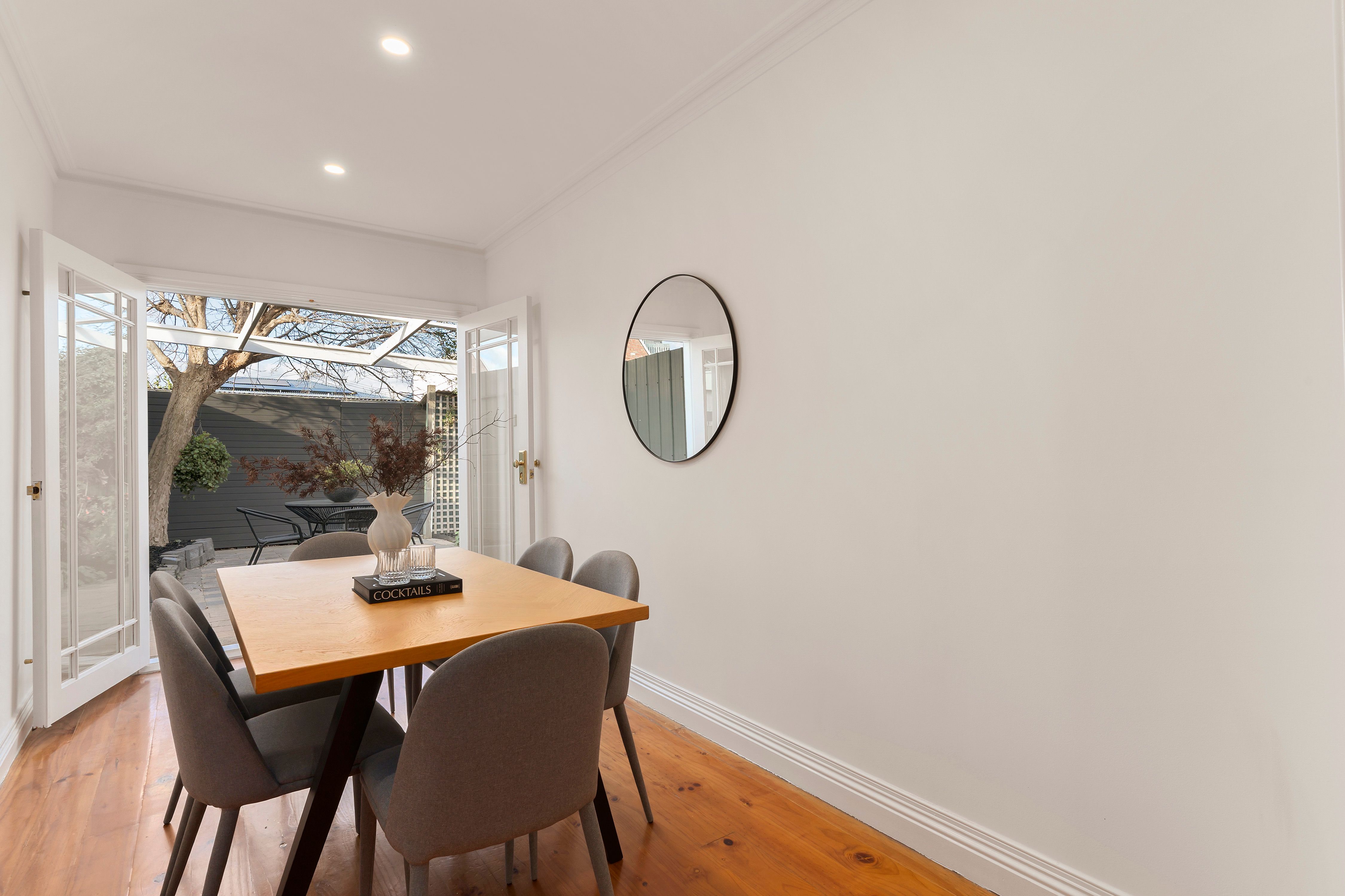 8 Malden Street — photo 6 of 11