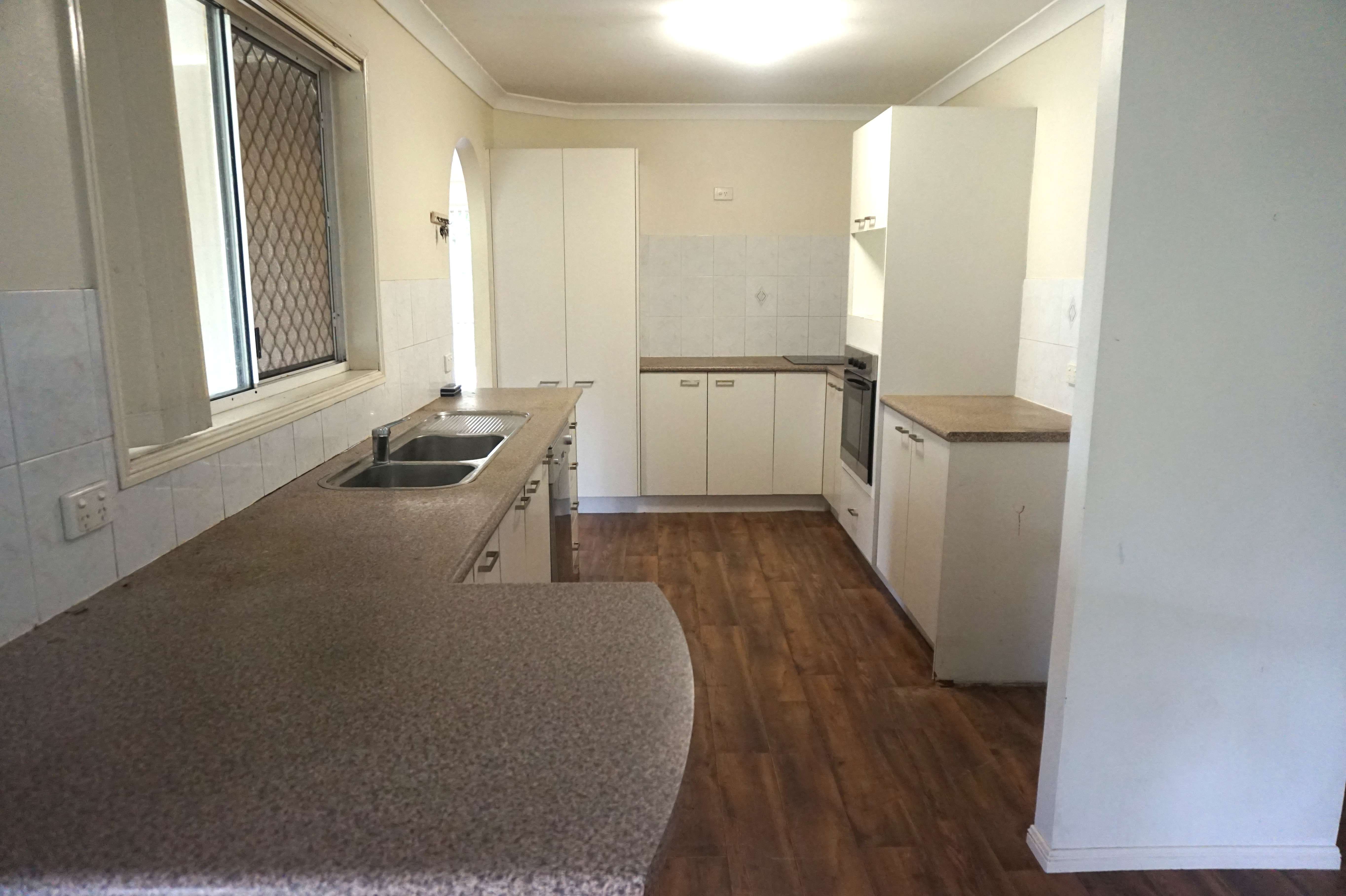 19 Hadlow Street, Waterford West, QLD 4133